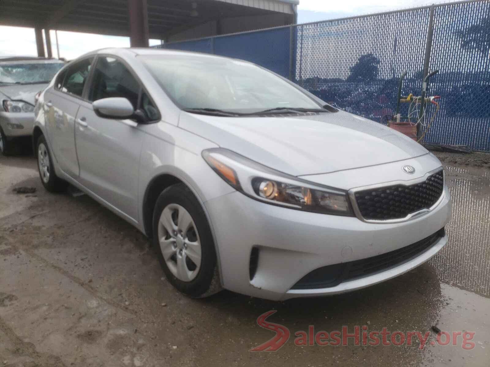 3KPFK4A76HE131718 2017 KIA FORTE