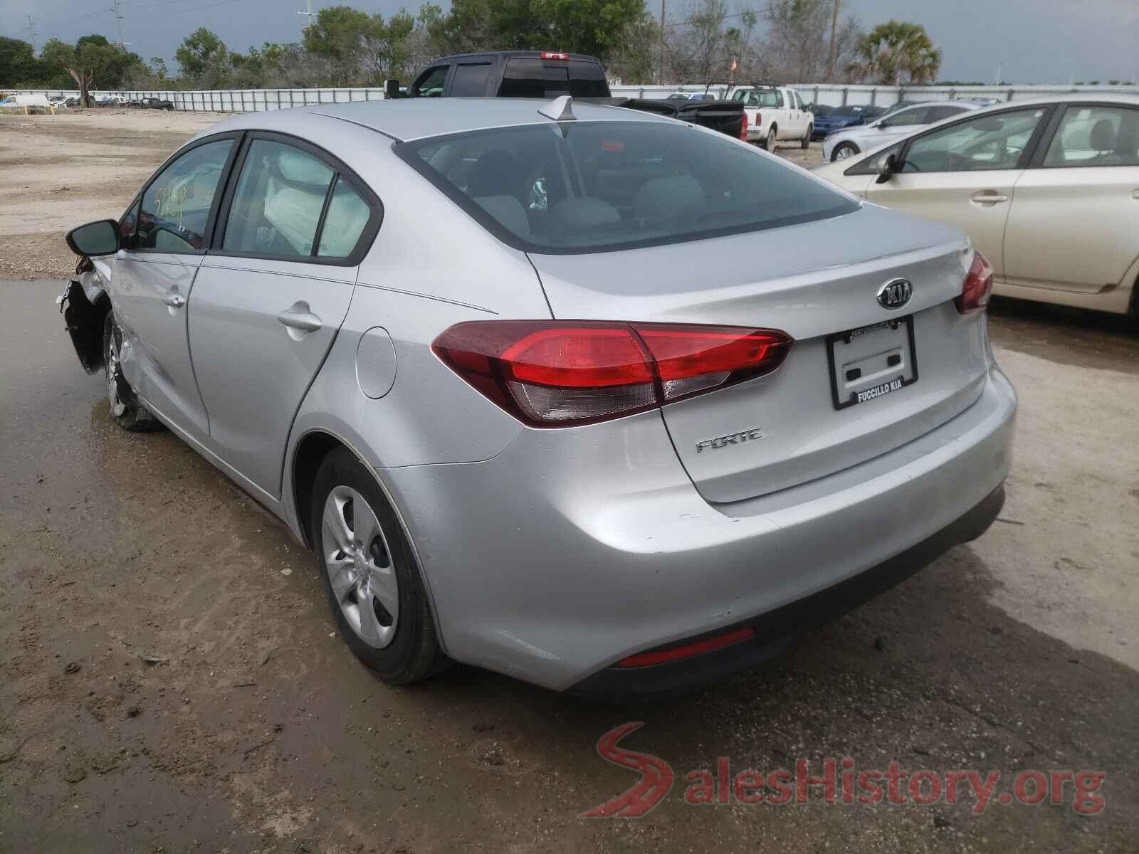 3KPFK4A76HE131718 2017 KIA FORTE