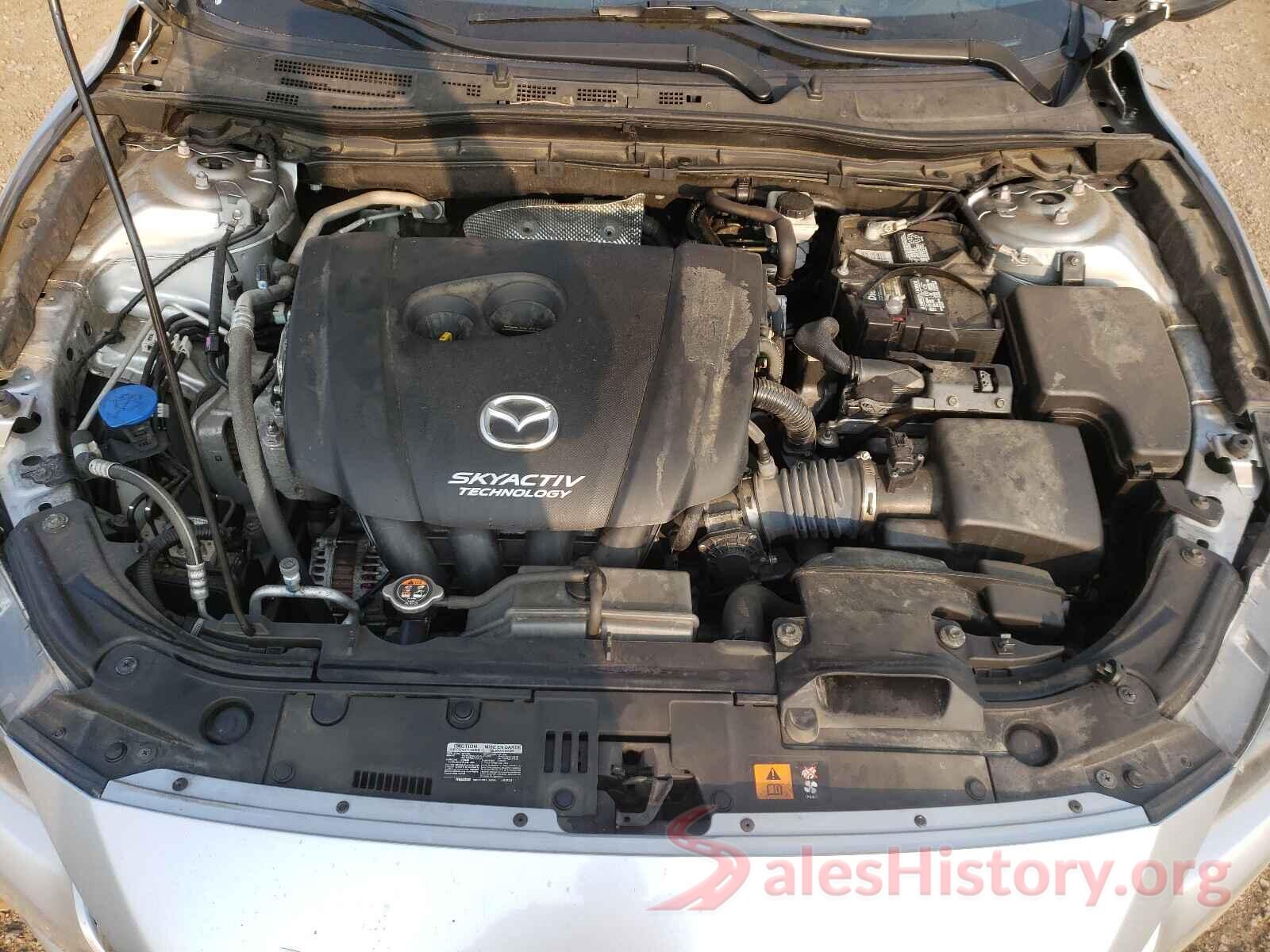 3MZBN1V35JM205831 2018 MAZDA 3