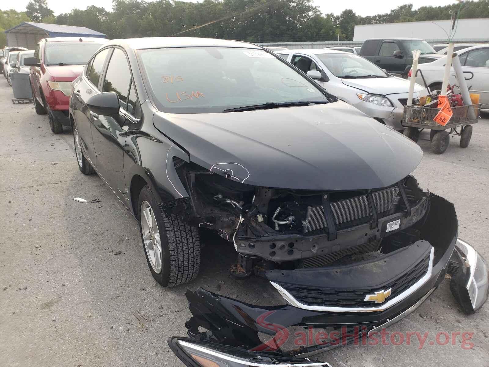 1G1BE5SM2J7230812 2018 CHEVROLET CRUZE