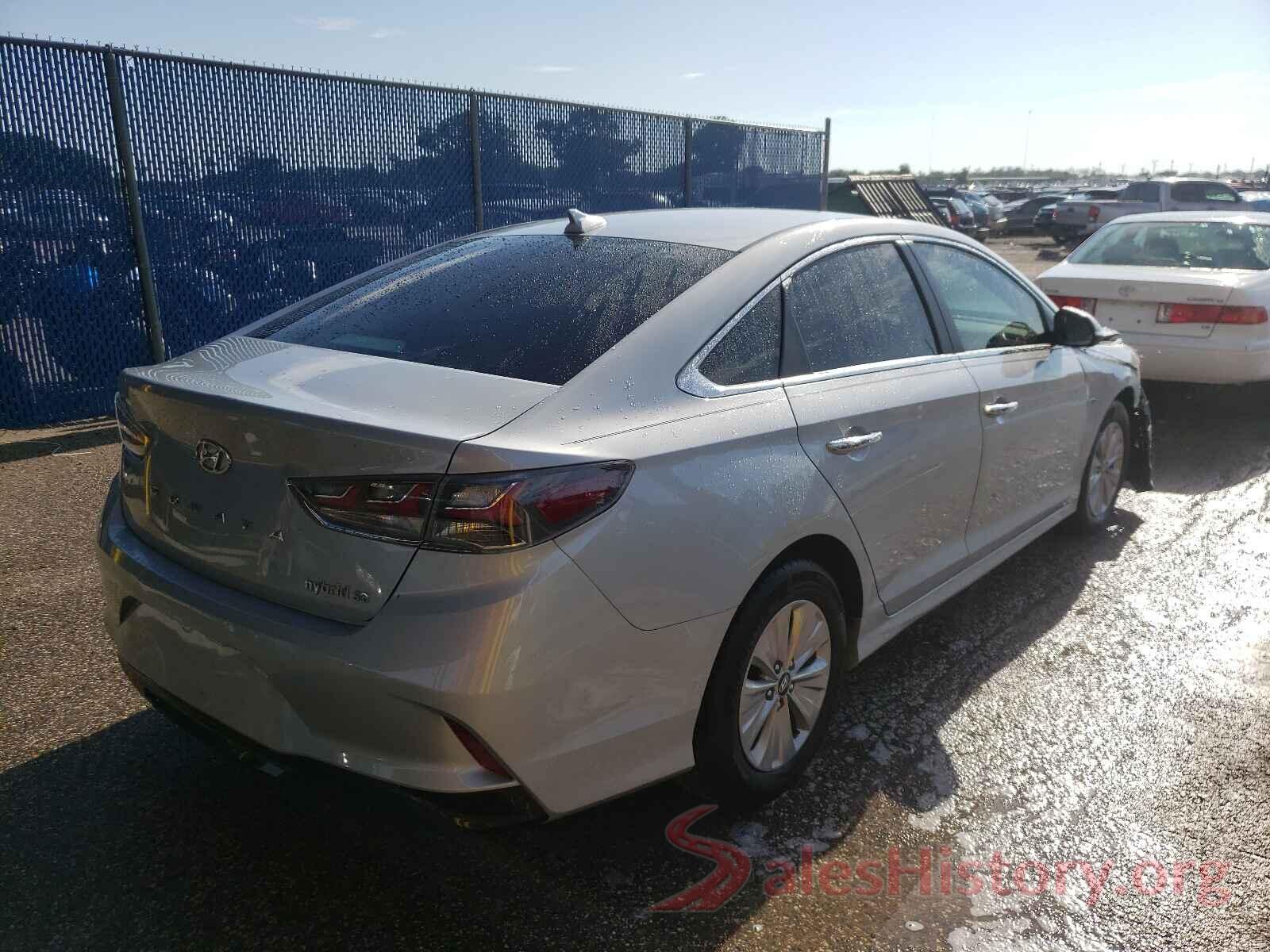 KMHE24L31JA078601 2018 HYUNDAI SONATA