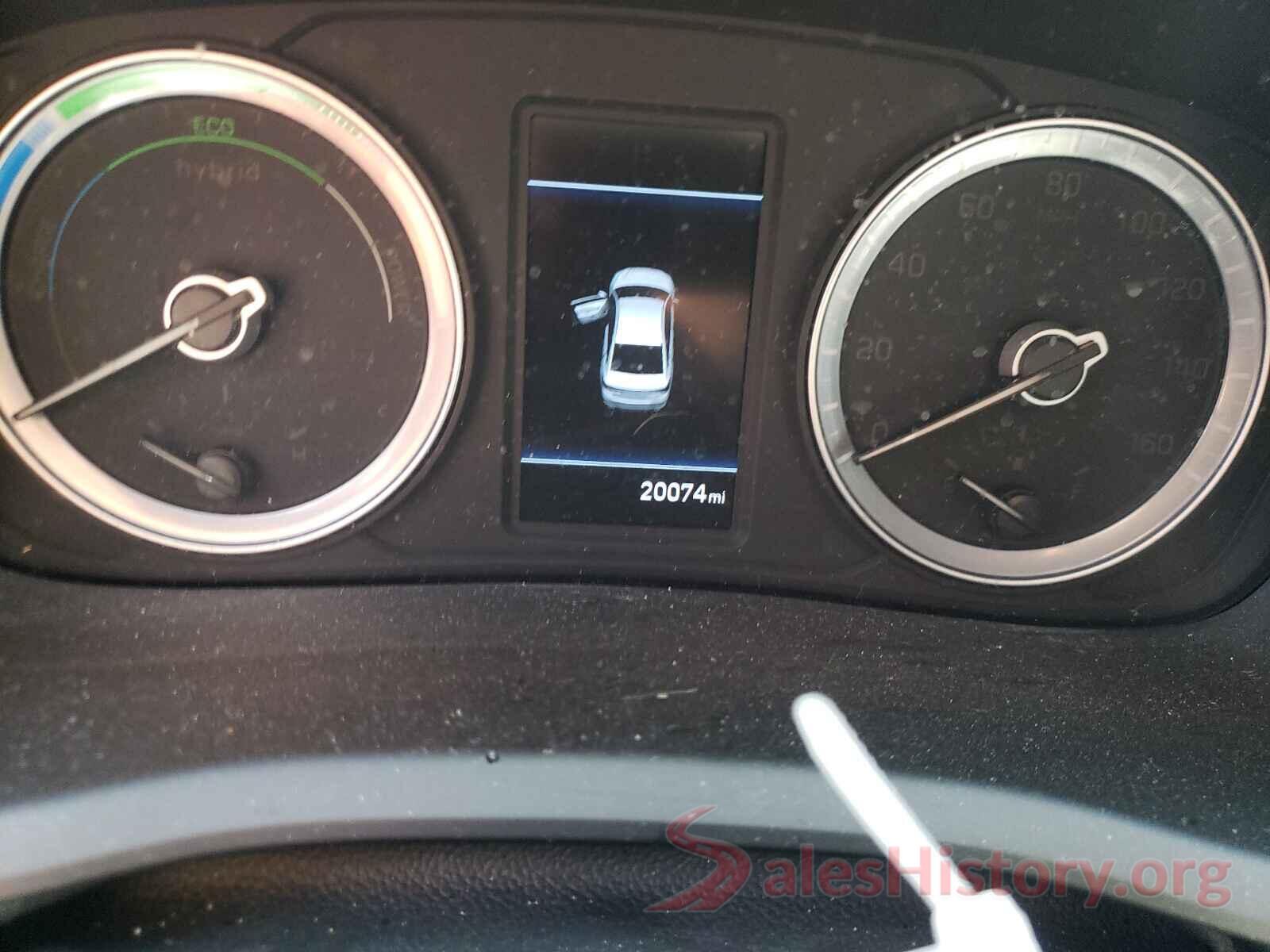 KMHE24L31JA078601 2018 HYUNDAI SONATA