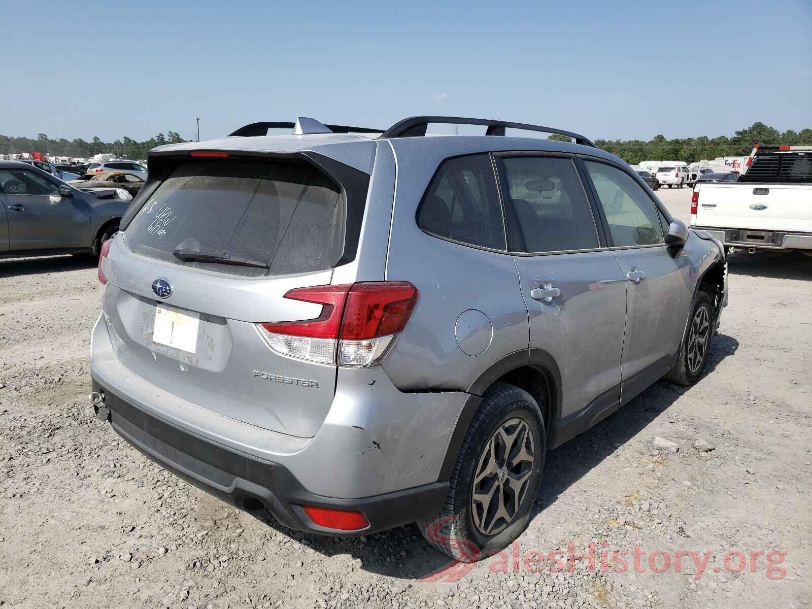 JF2SKAJC0LH512981 2020 SUBARU FORESTER