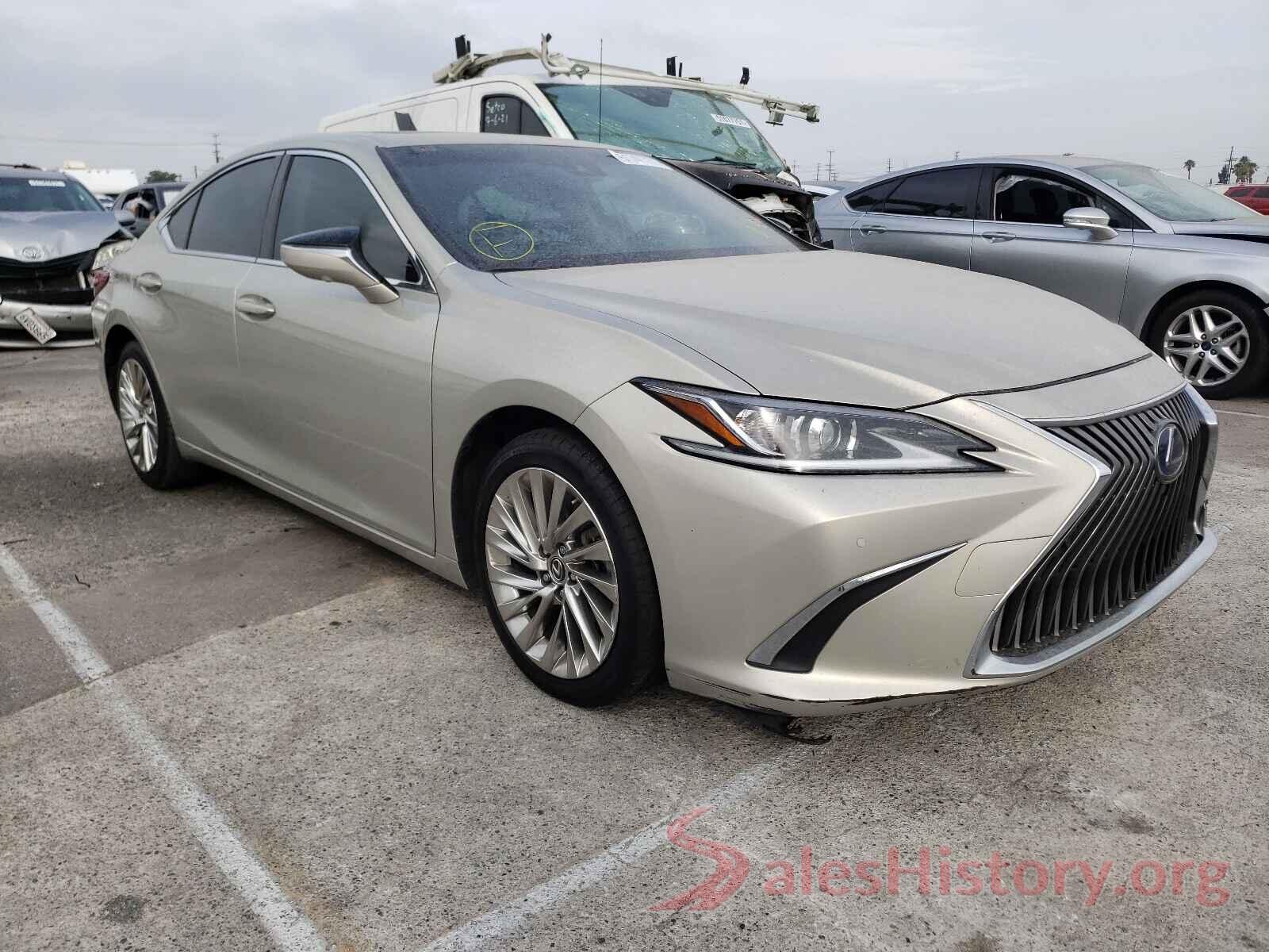 JTHB21B17K2014756 2019 LEXUS ES300