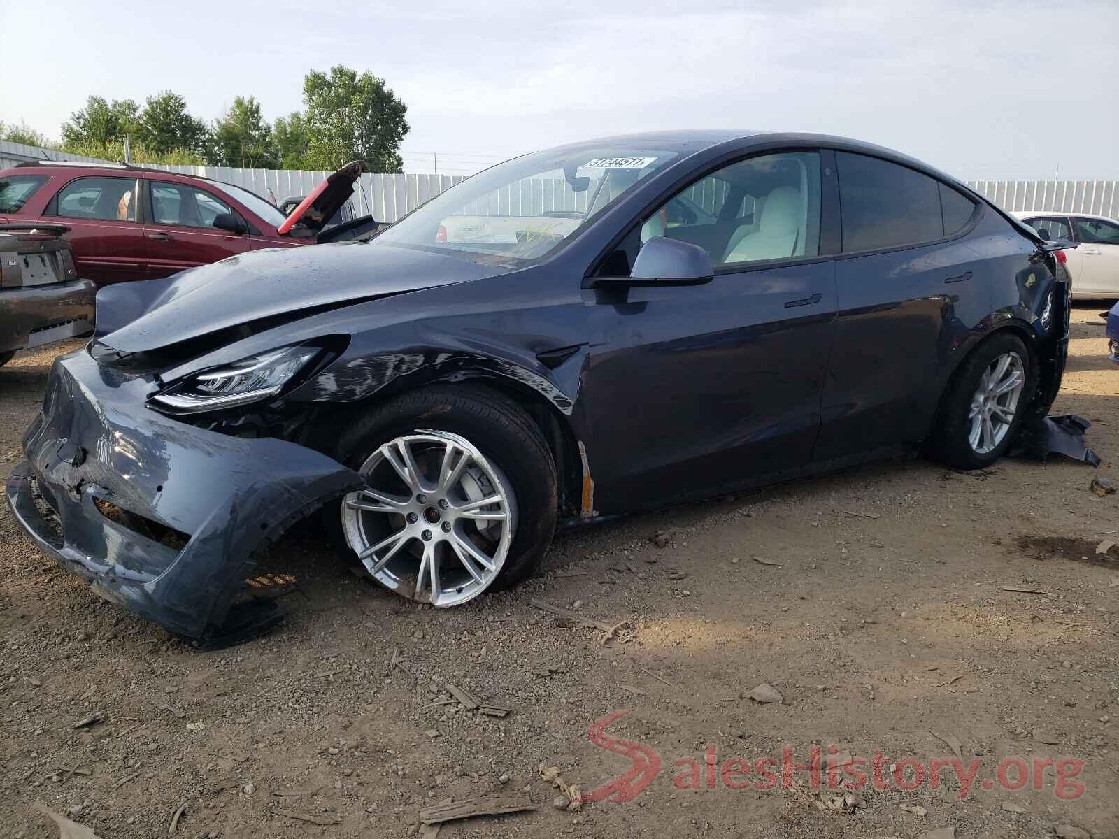 5YJYGDEE2MF107018 2021 TESLA MODEL Y