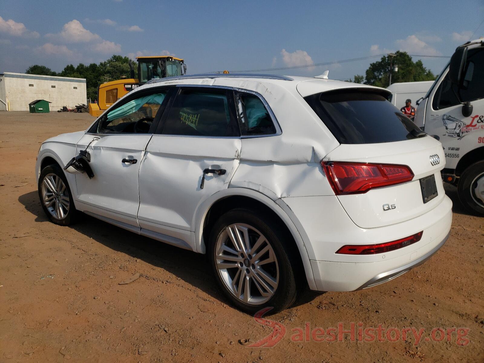 WA1BNAFY6J2025725 2018 AUDI Q5