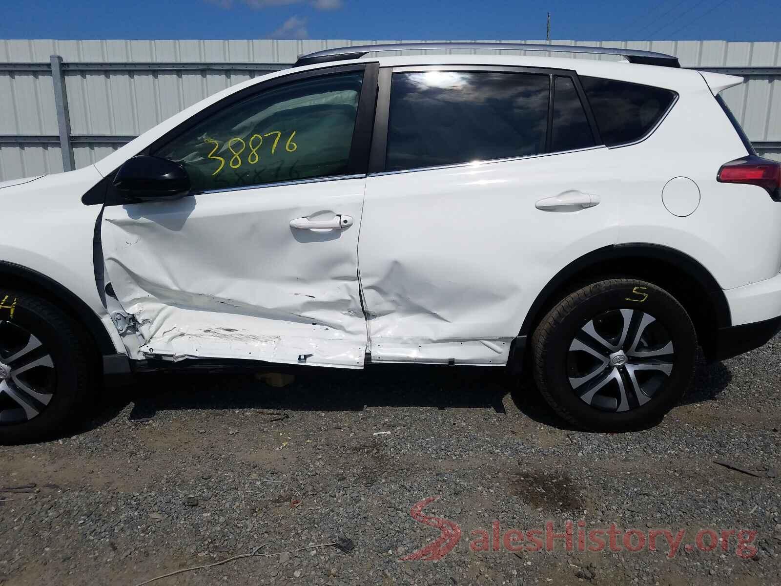 JTMZFREV3HJ706237 2017 TOYOTA RAV4