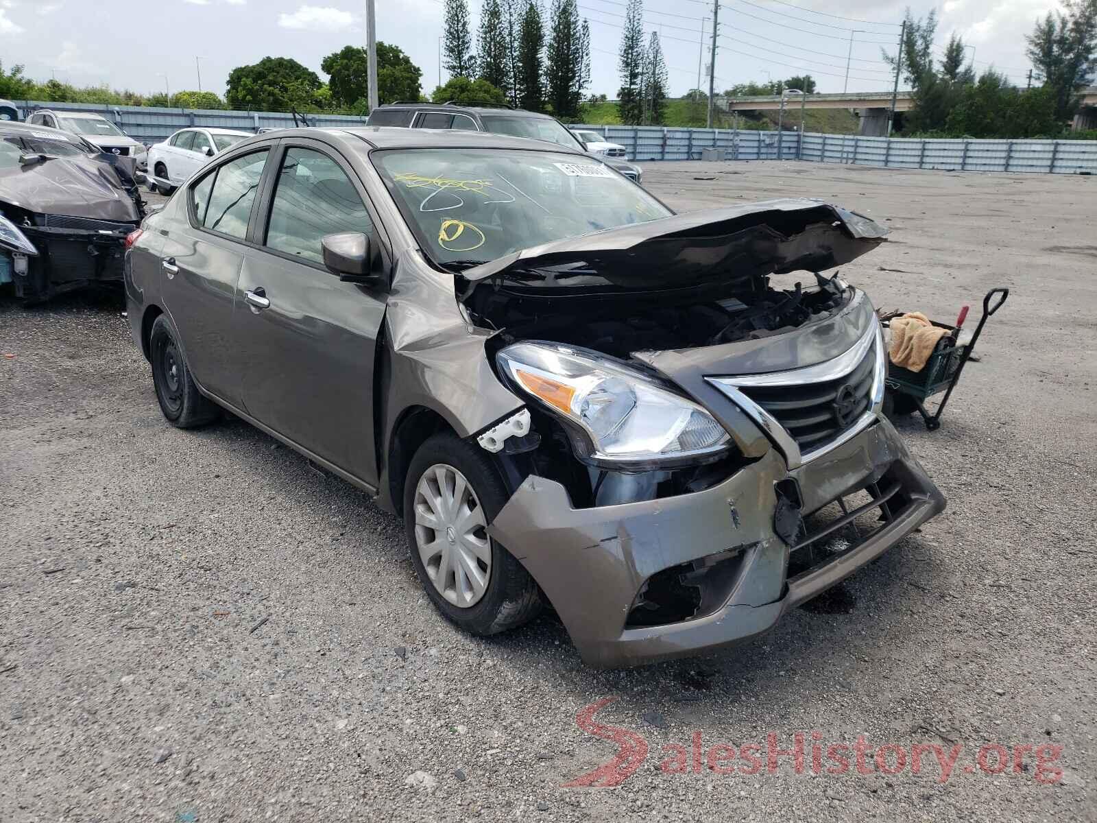 3N1CN7AP2HK413032 2017 NISSAN VERSA