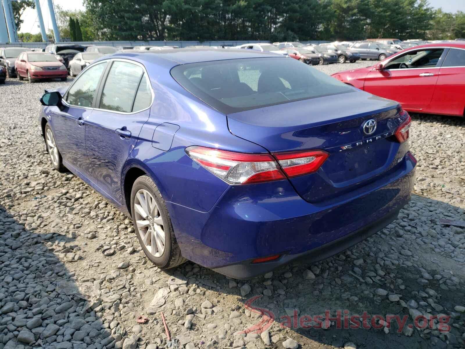 4T1B11HK0JU589574 2018 TOYOTA CAMRY