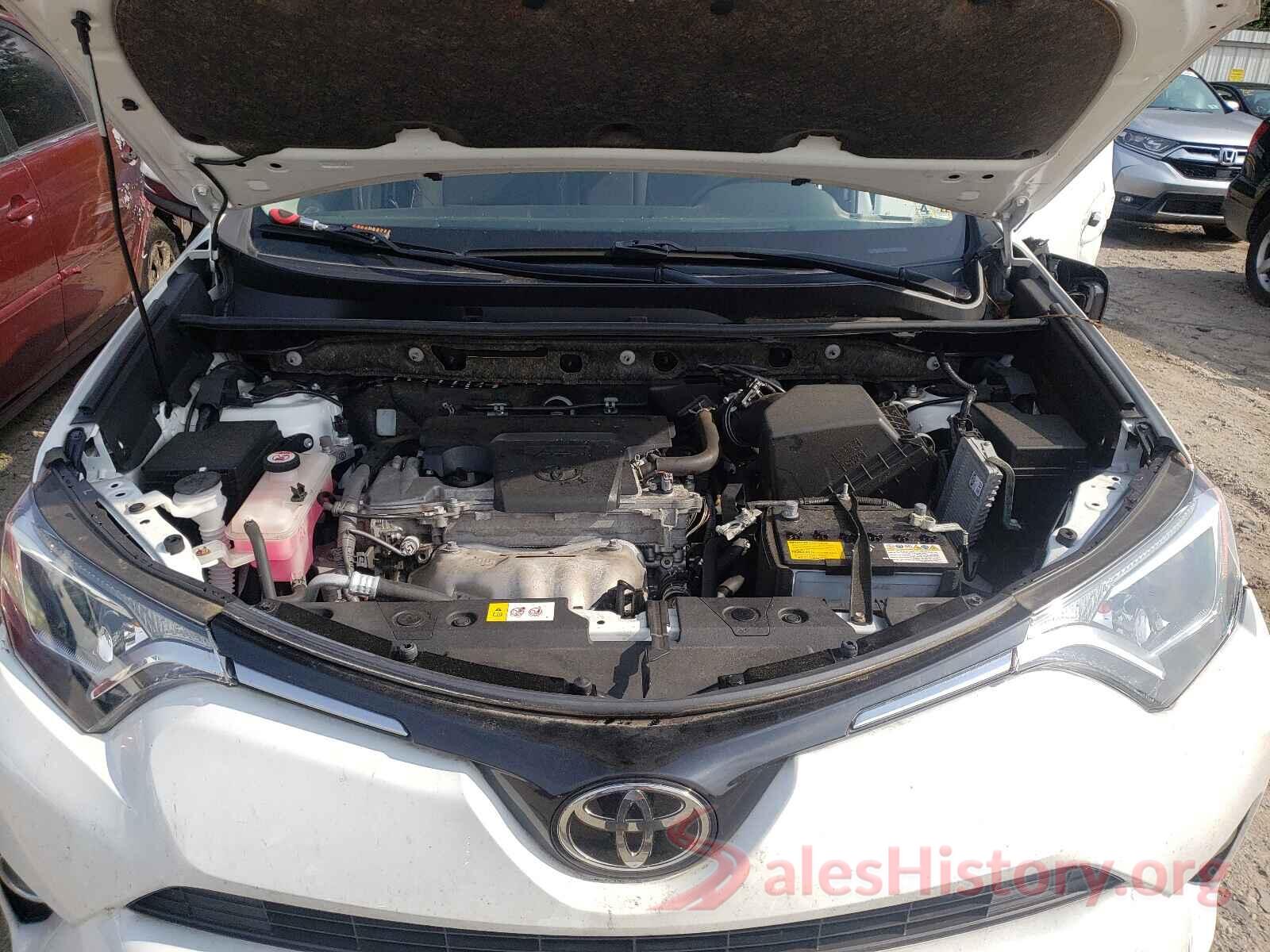 JTMRFREV9HD200748 2017 TOYOTA RAV4