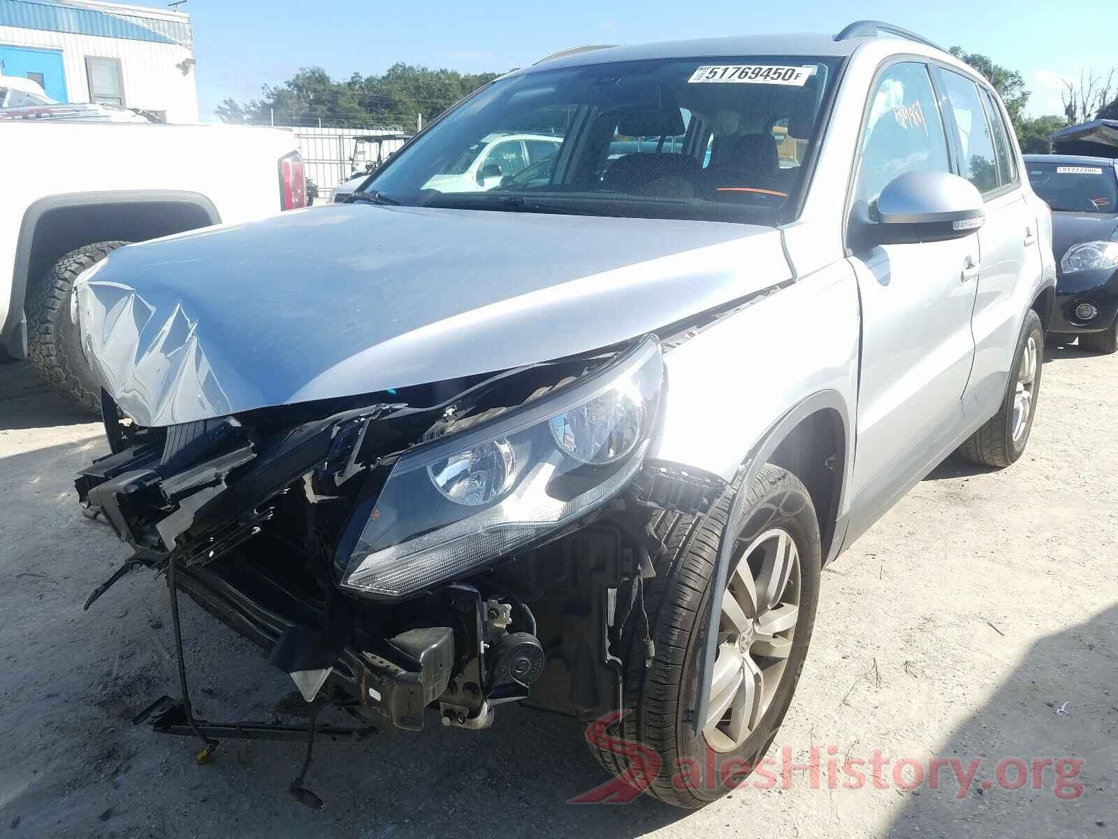 WVGAV7AX9HK001427 2017 VOLKSWAGEN TIGUAN