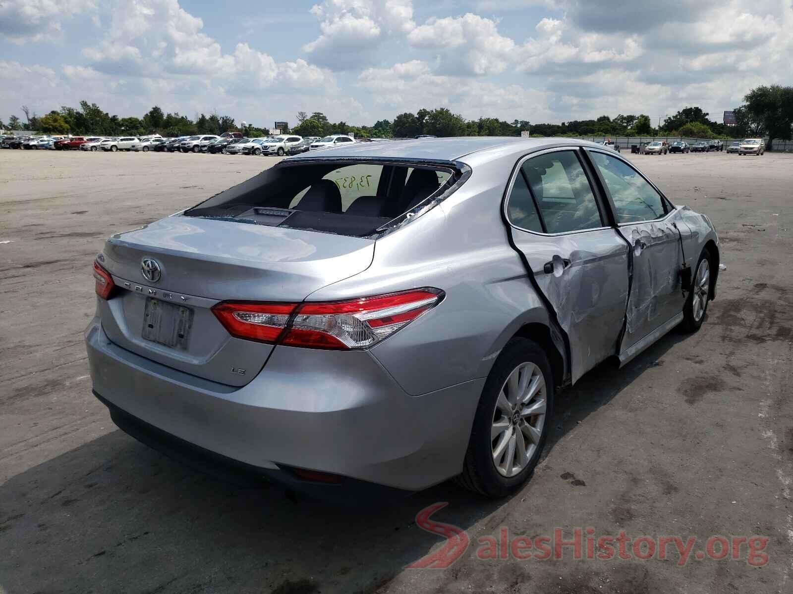 4T1B11HK4JU587746 2018 TOYOTA CAMRY