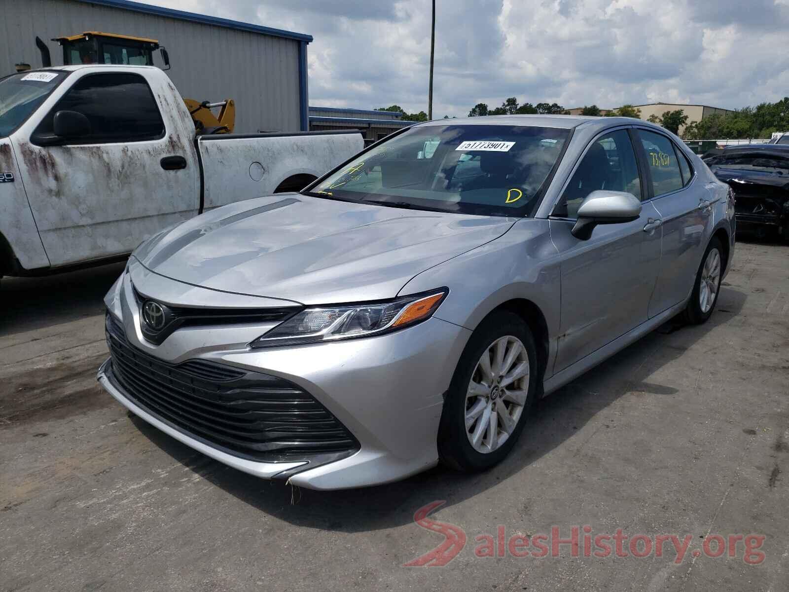 4T1B11HK4JU587746 2018 TOYOTA CAMRY