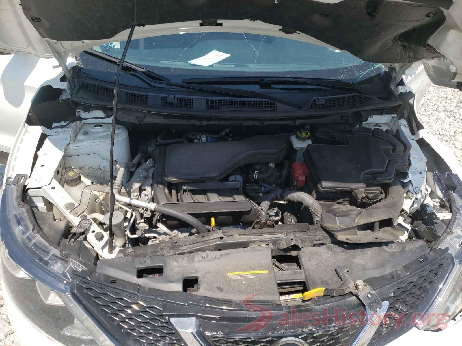 JN1BJ1CR0JW257229 2018 NISSAN ROGUE