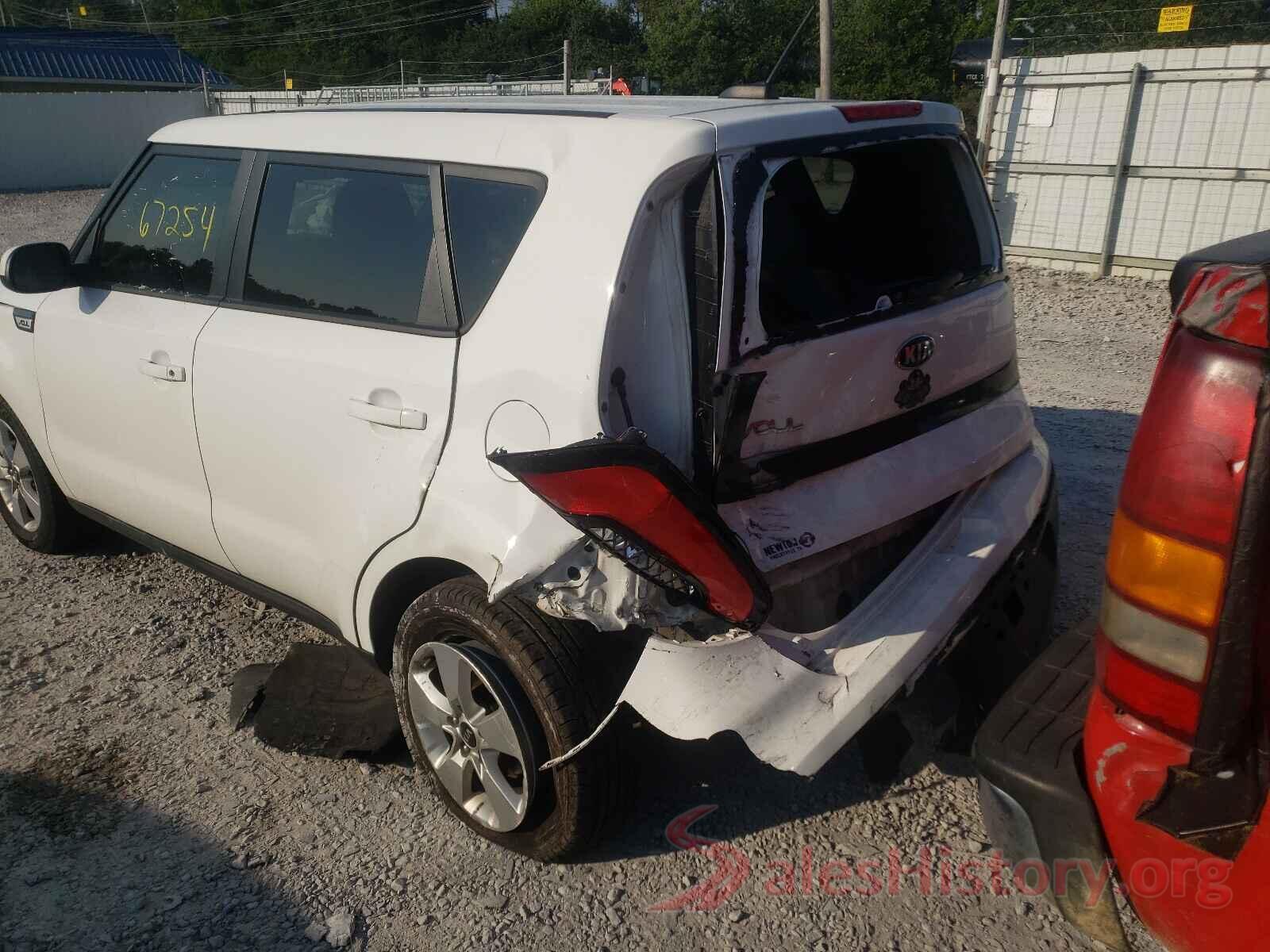 KNDJN2A27J7522697 2018 KIA SOUL