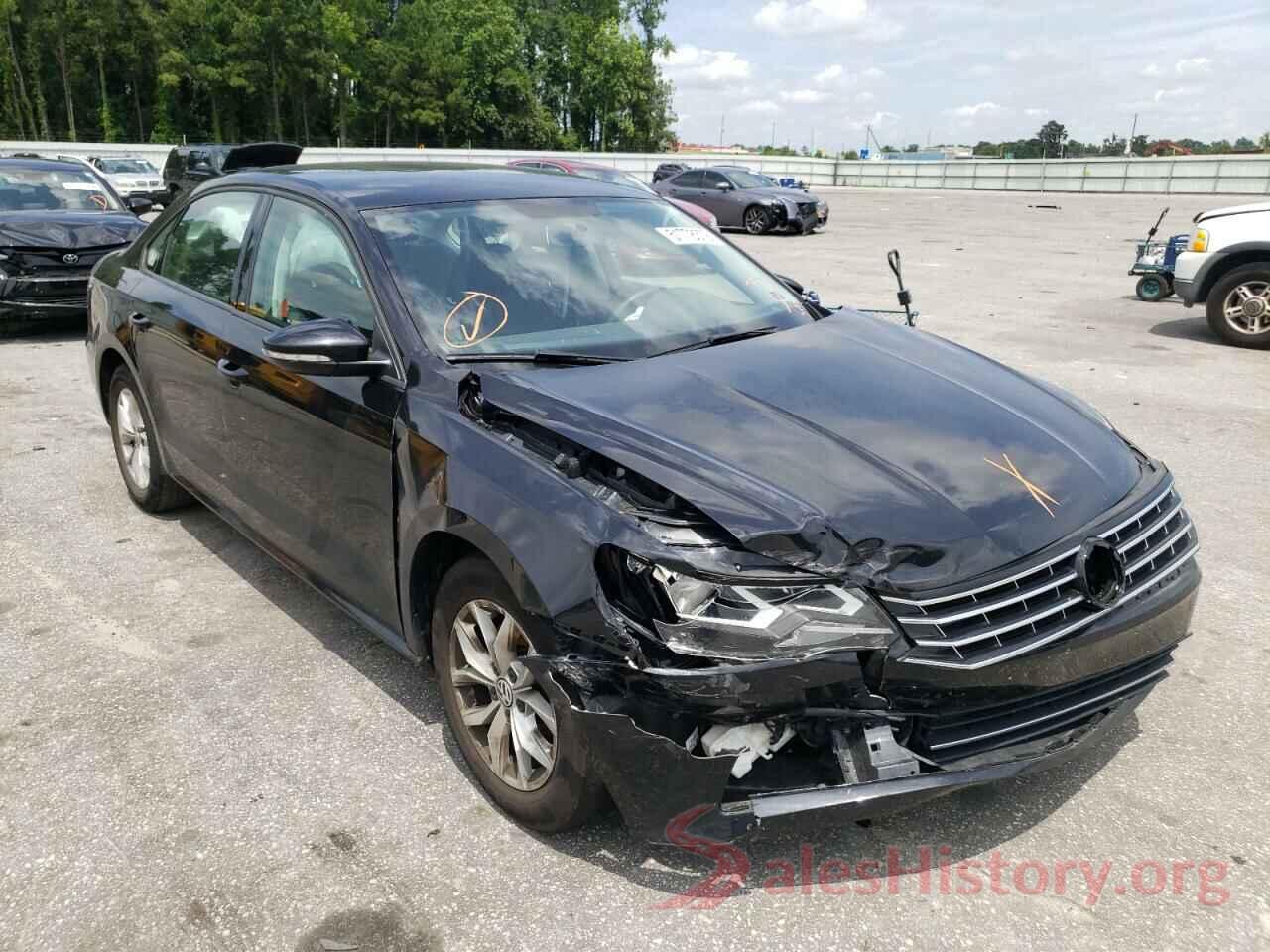 1VWAA7A38JC052413 2018 VOLKSWAGEN PASSAT