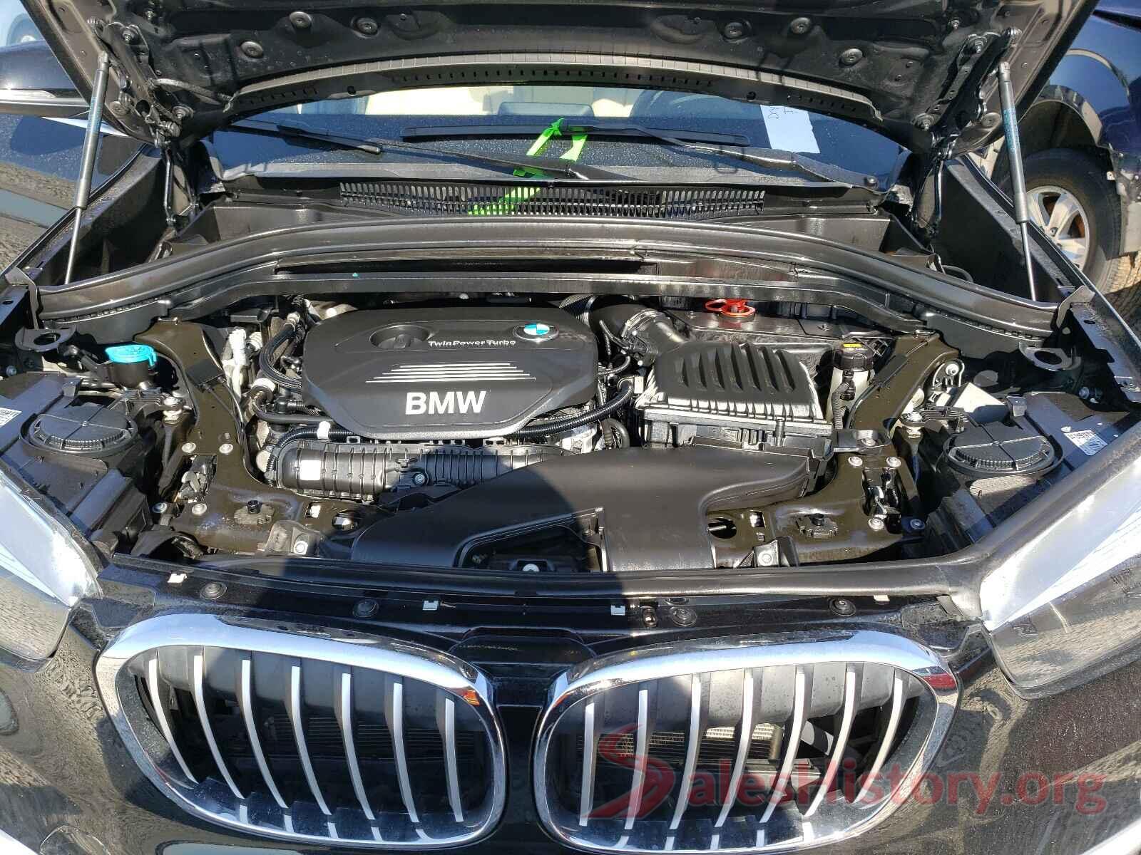 WBXHU7C33J5H39136 2018 BMW X1