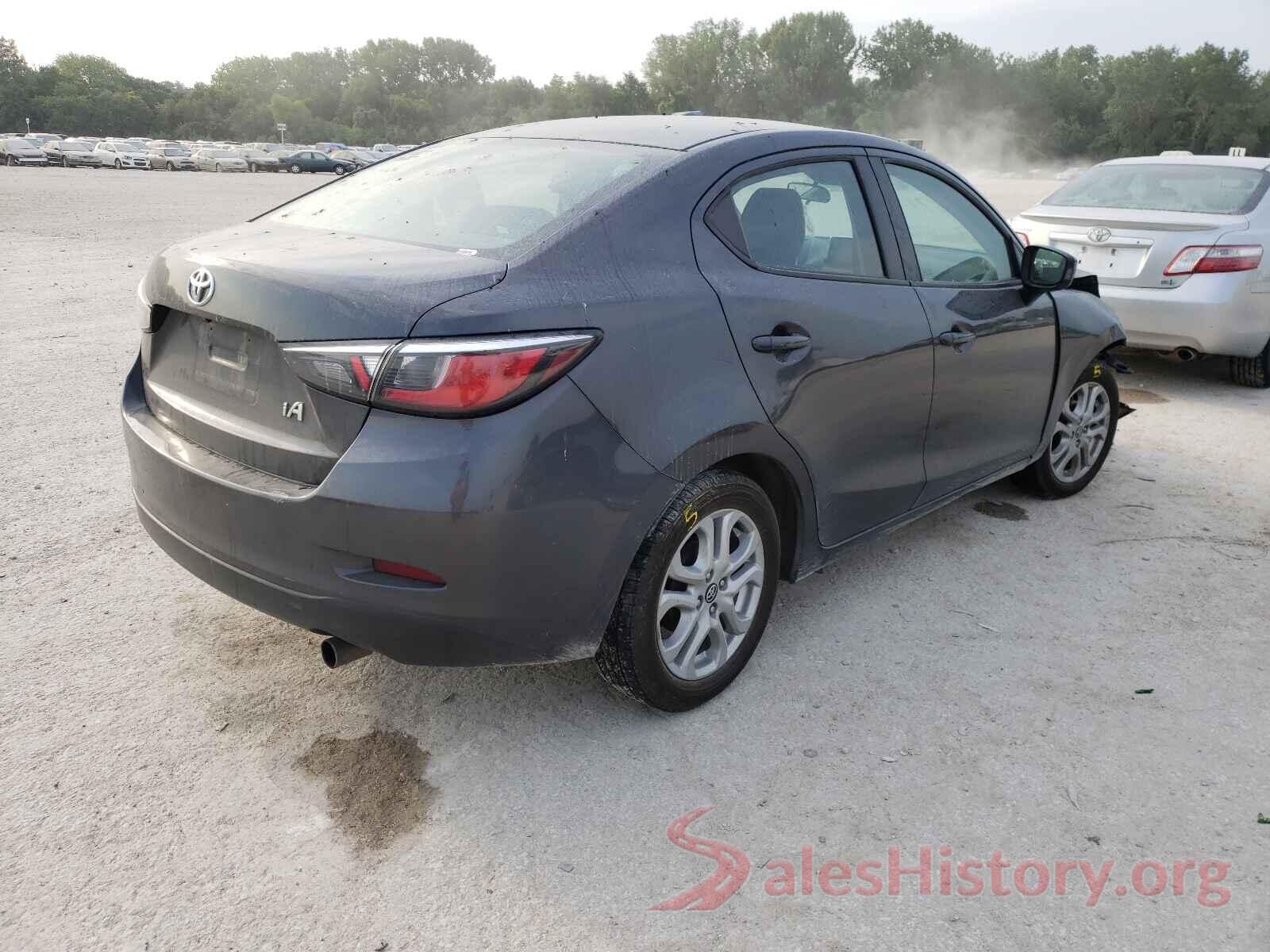 3MYDLBYV7JY327671 2018 TOYOTA YARIS