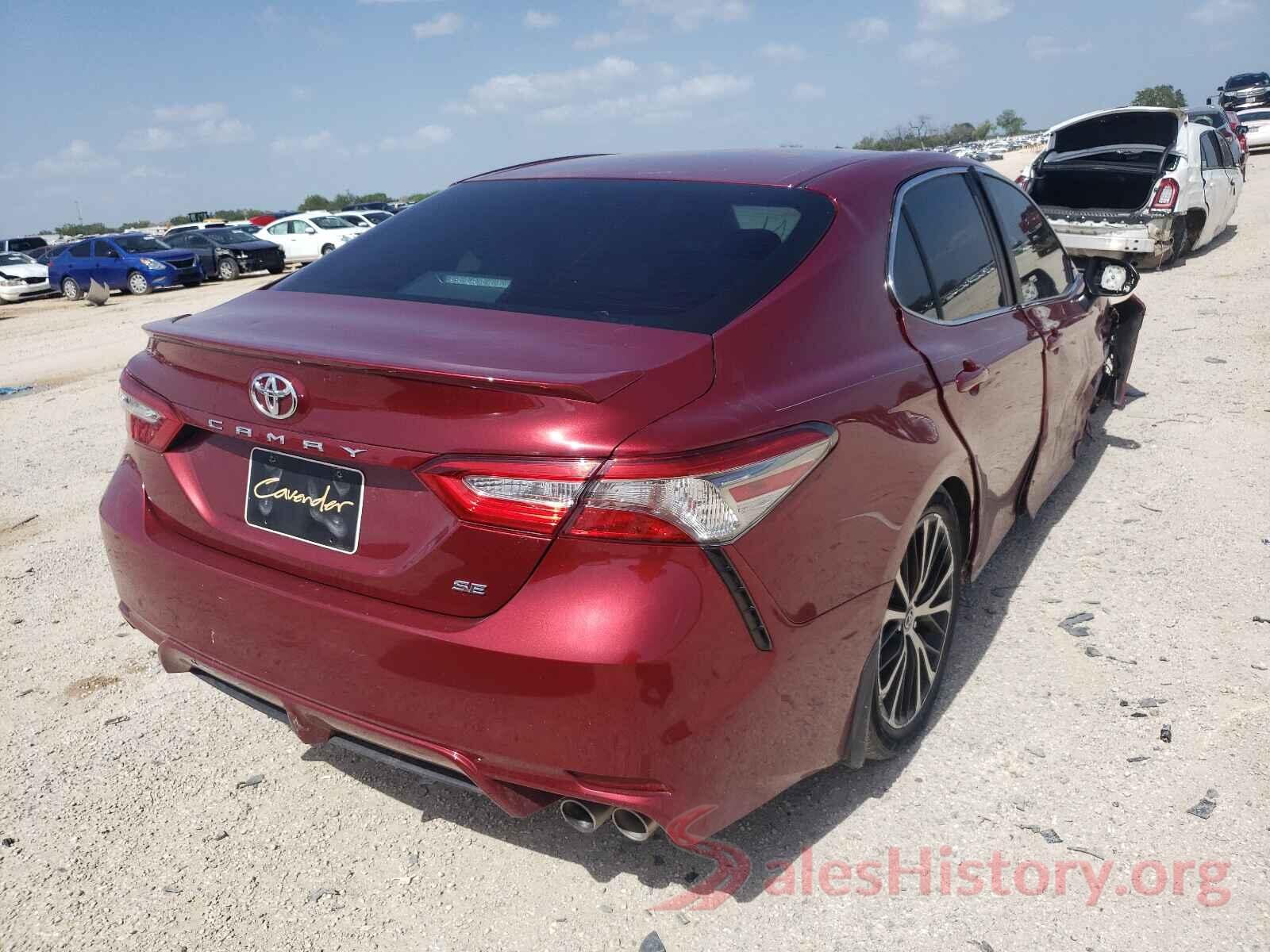 4T1B11HK4JU591392 2018 TOYOTA CAMRY