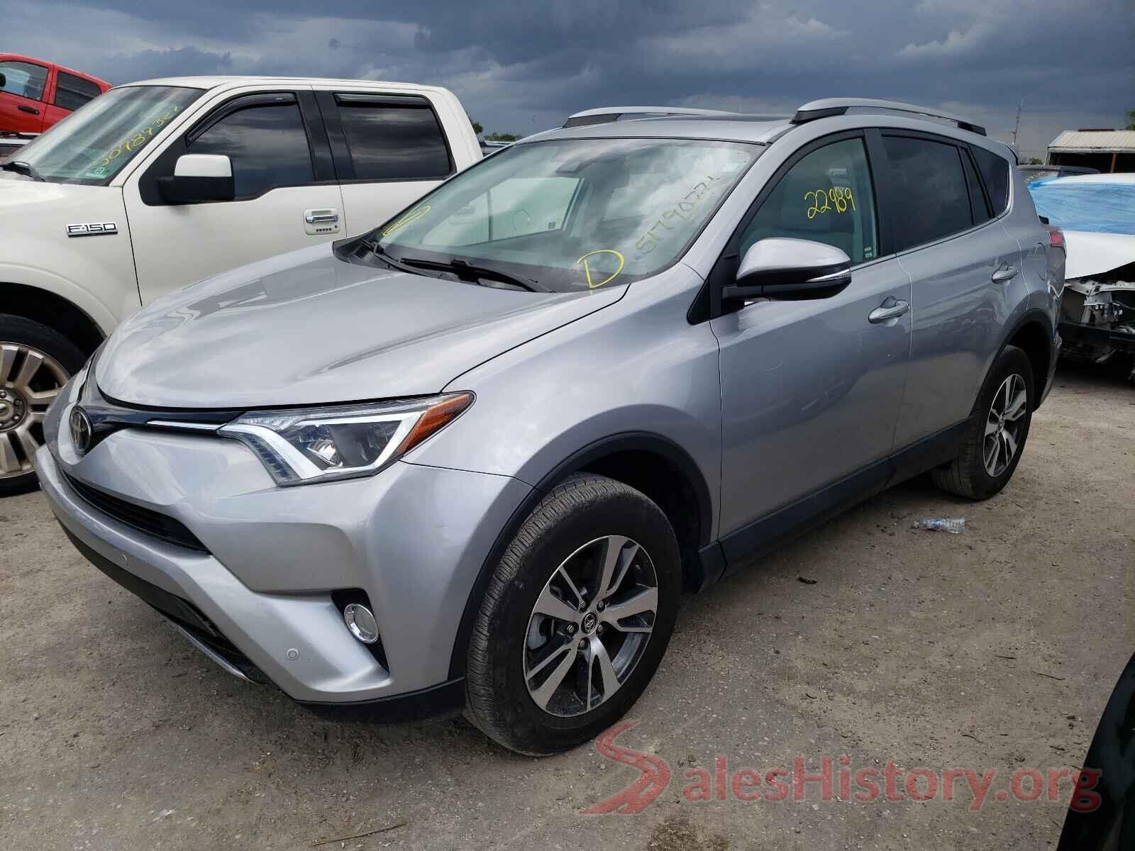 2T3WFREV6JW518659 2018 TOYOTA RAV4