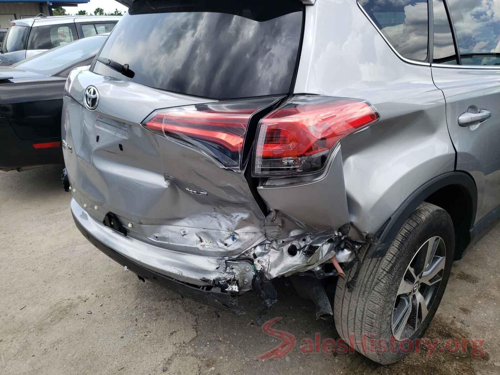 2T3WFREV6JW518659 2018 TOYOTA RAV4