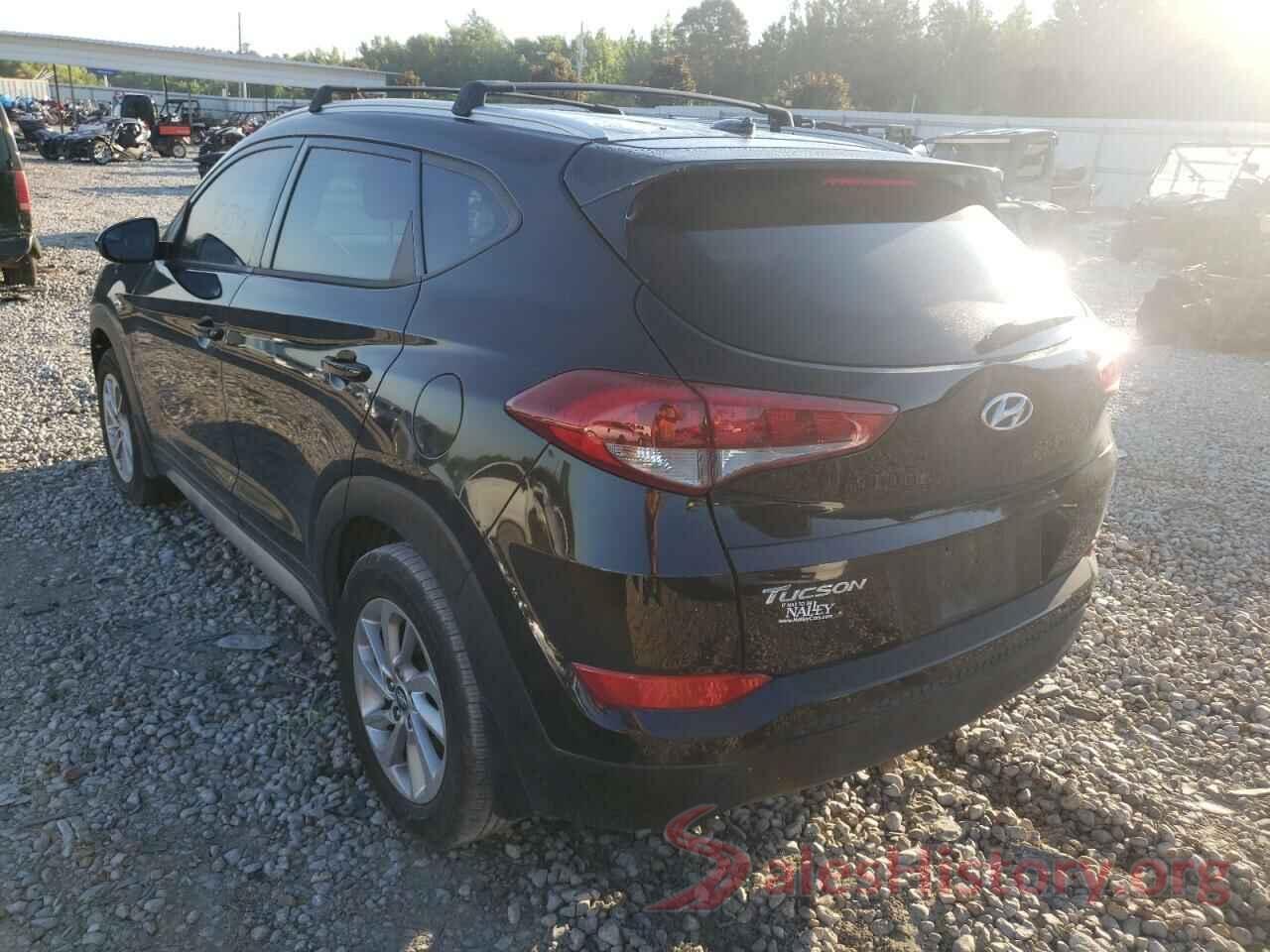 KM8J33A45HU272137 2017 HYUNDAI TUCSON