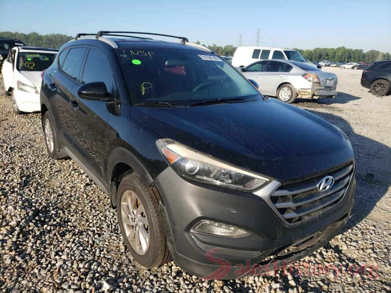 KM8J33A45HU272137 2017 HYUNDAI TUCSON