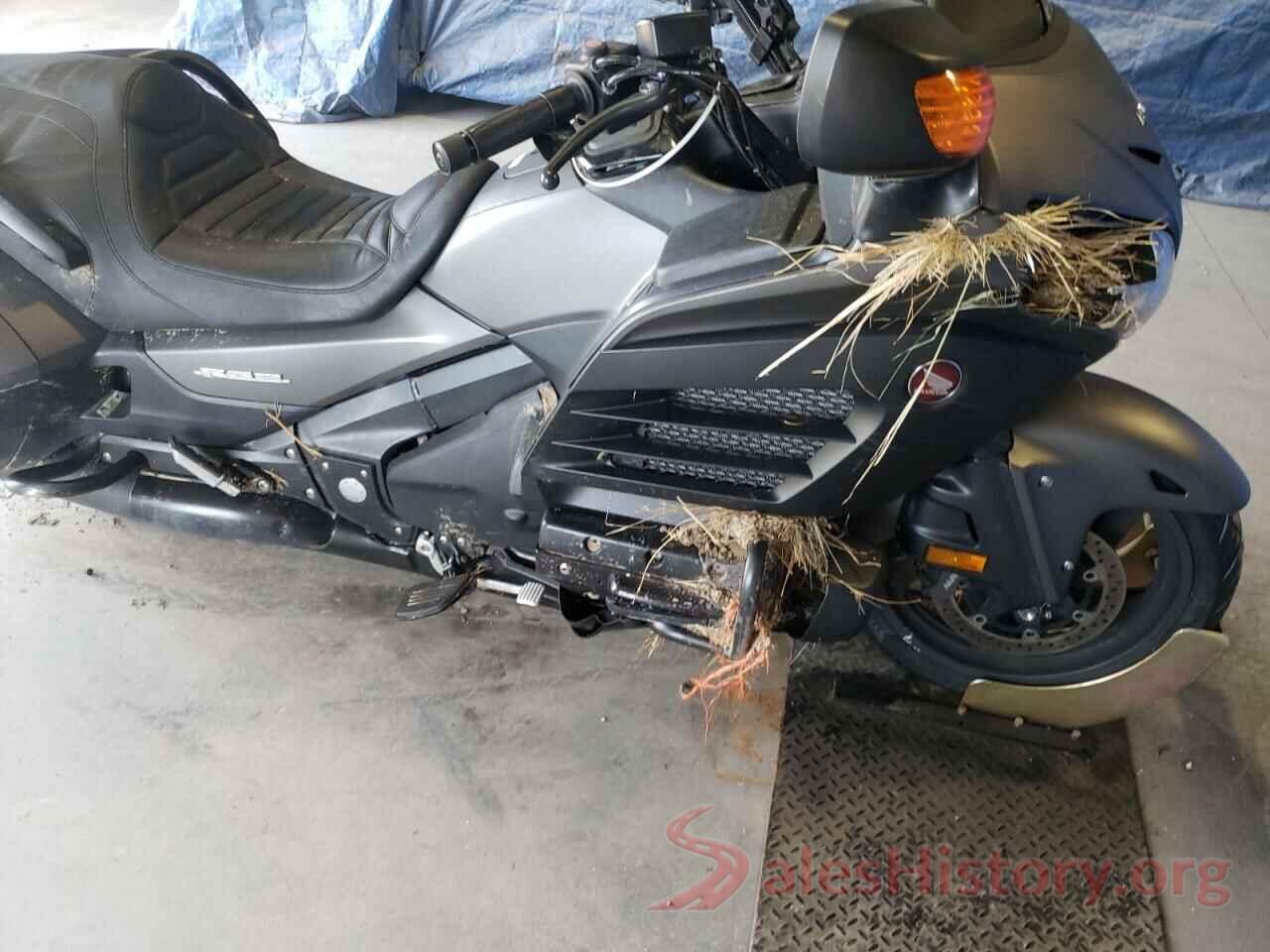 JH2SC6816GK300129 2016 HONDA GL CYCLE