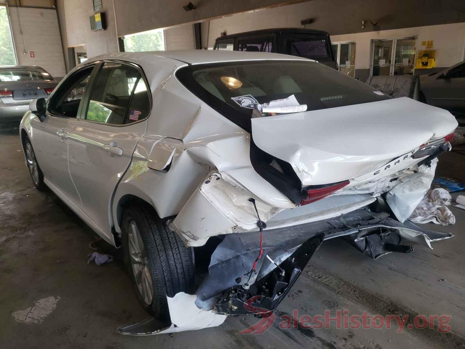 JTNB11HK6J3029824 2018 TOYOTA CAMRY