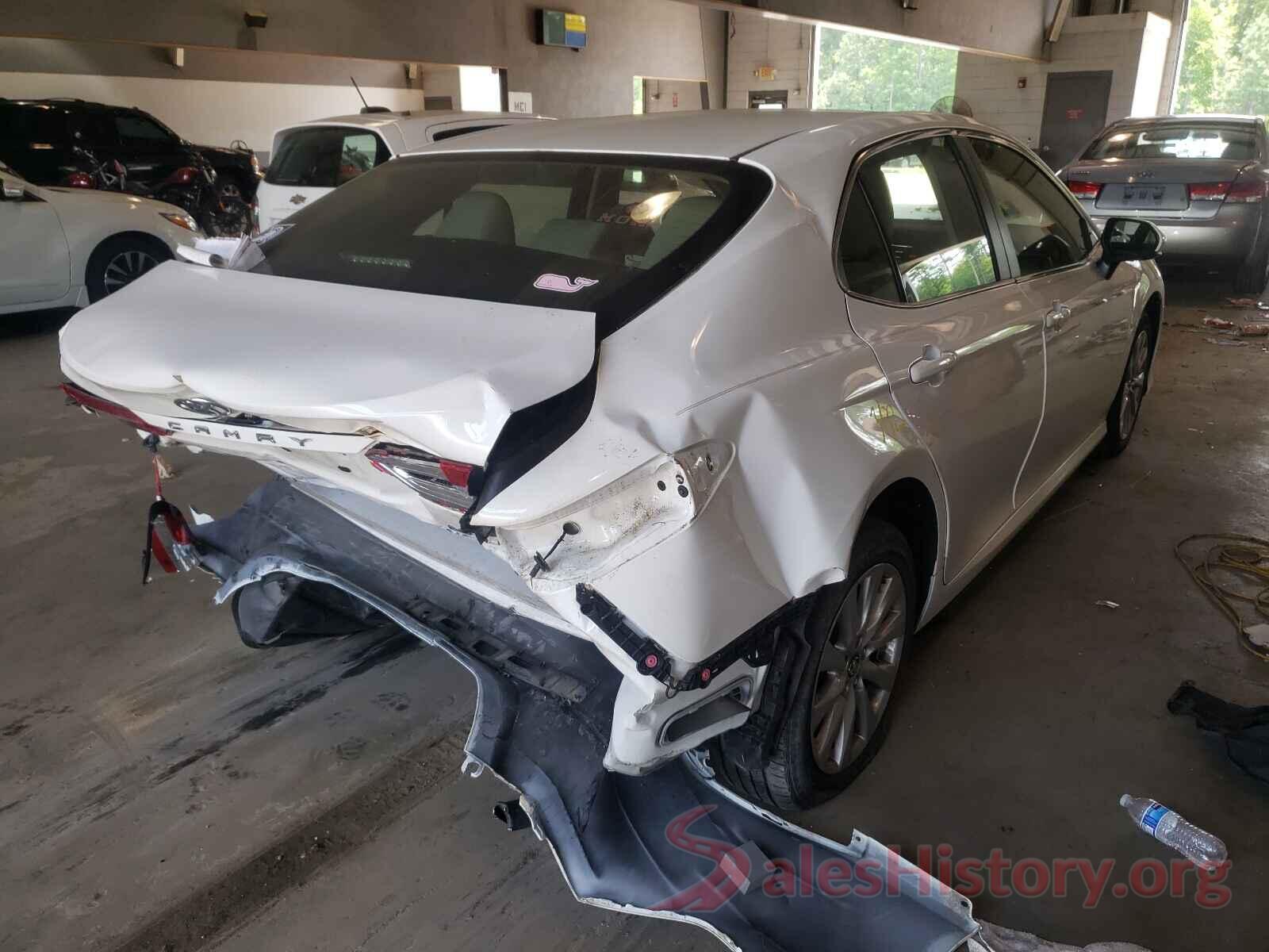 JTNB11HK6J3029824 2018 TOYOTA CAMRY