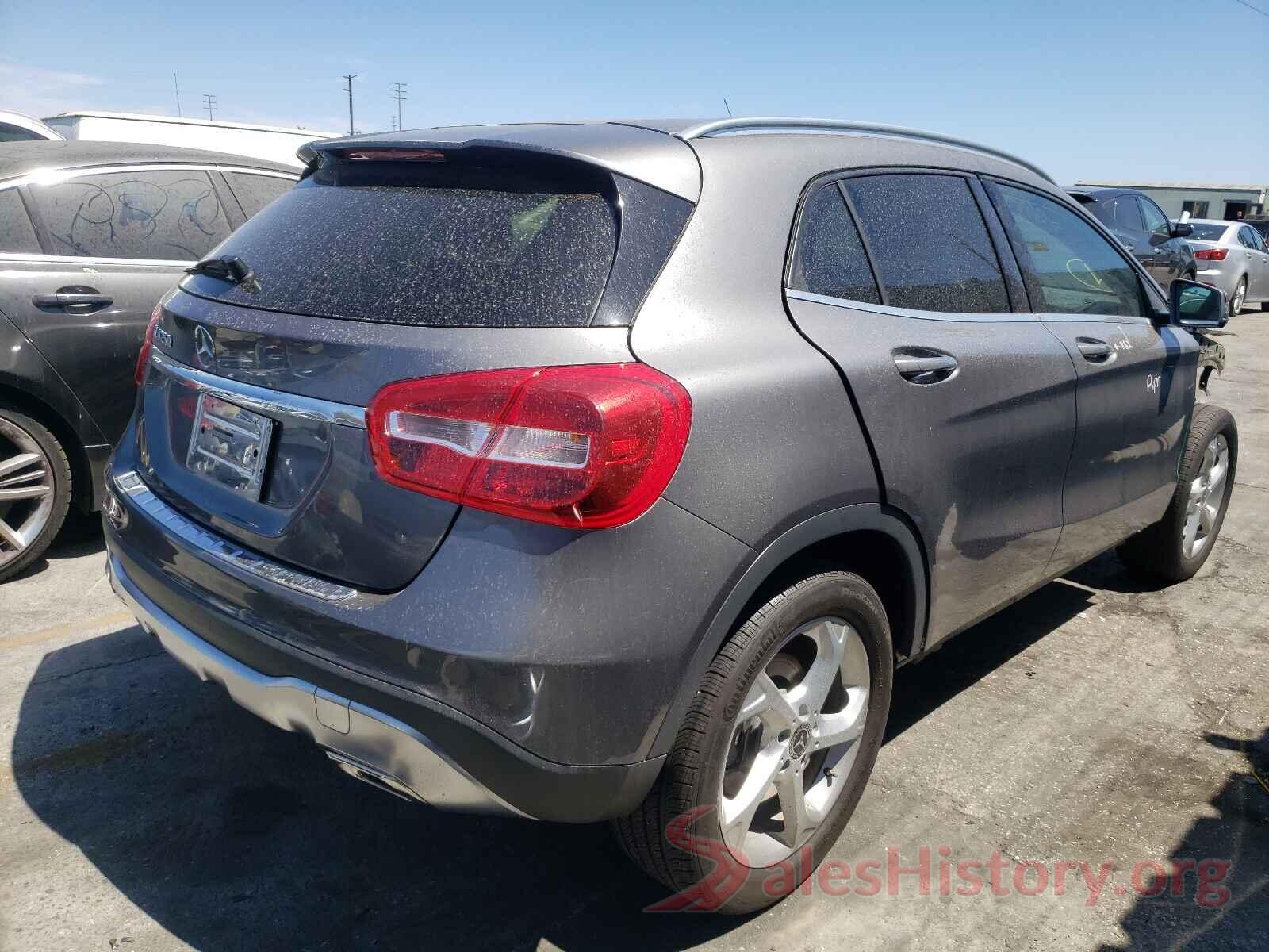 WDCTG4EB9JJ433896 2018 MERCEDES-BENZ GLA-CLASS