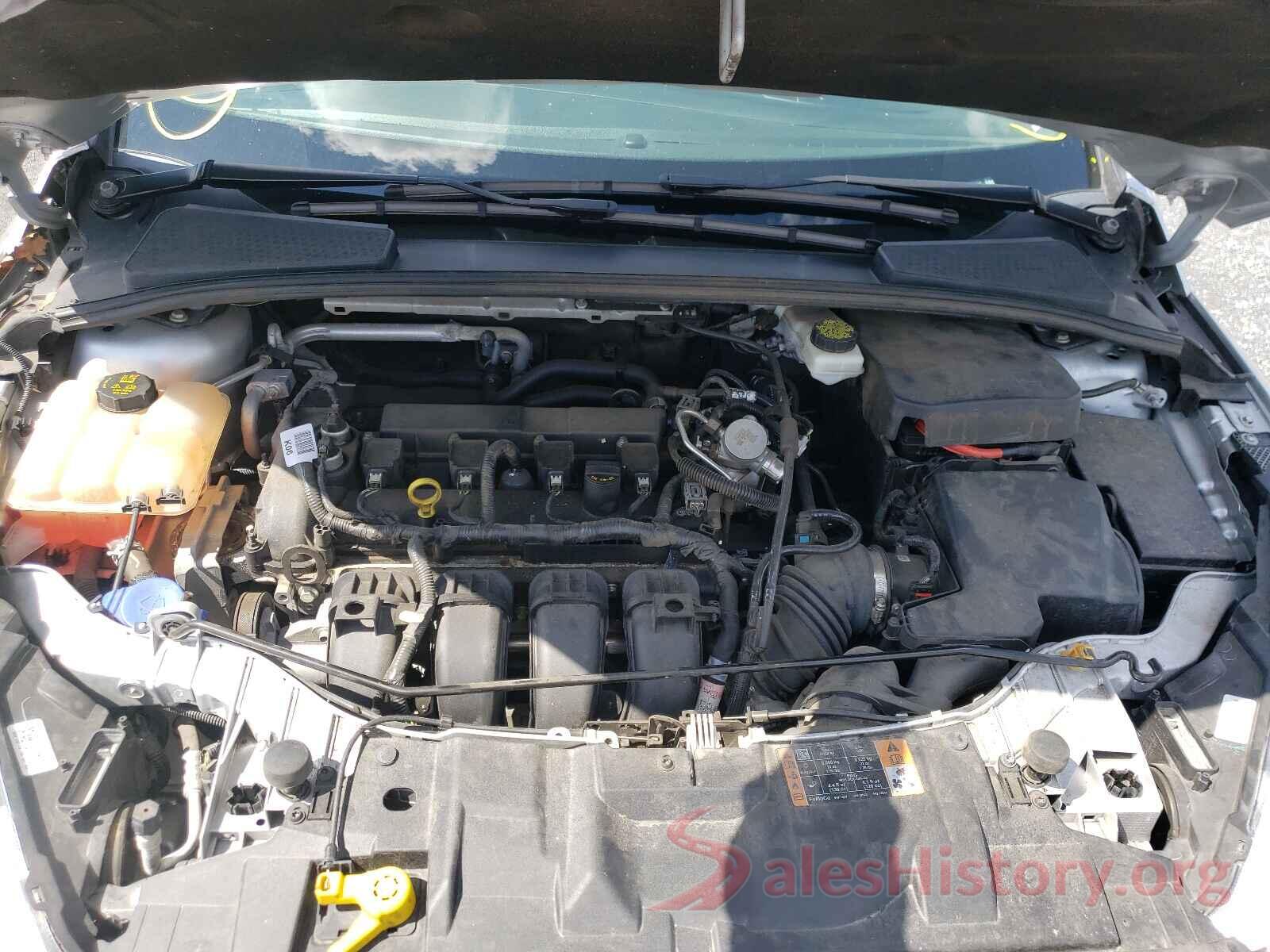 1FADP3F28JL295524 2018 FORD FOCUS