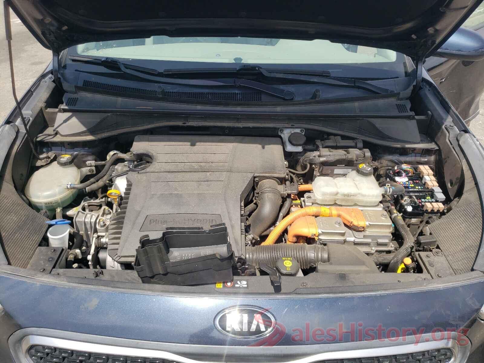 KNDCM3LD8J5202459 2018 KIA NIRO