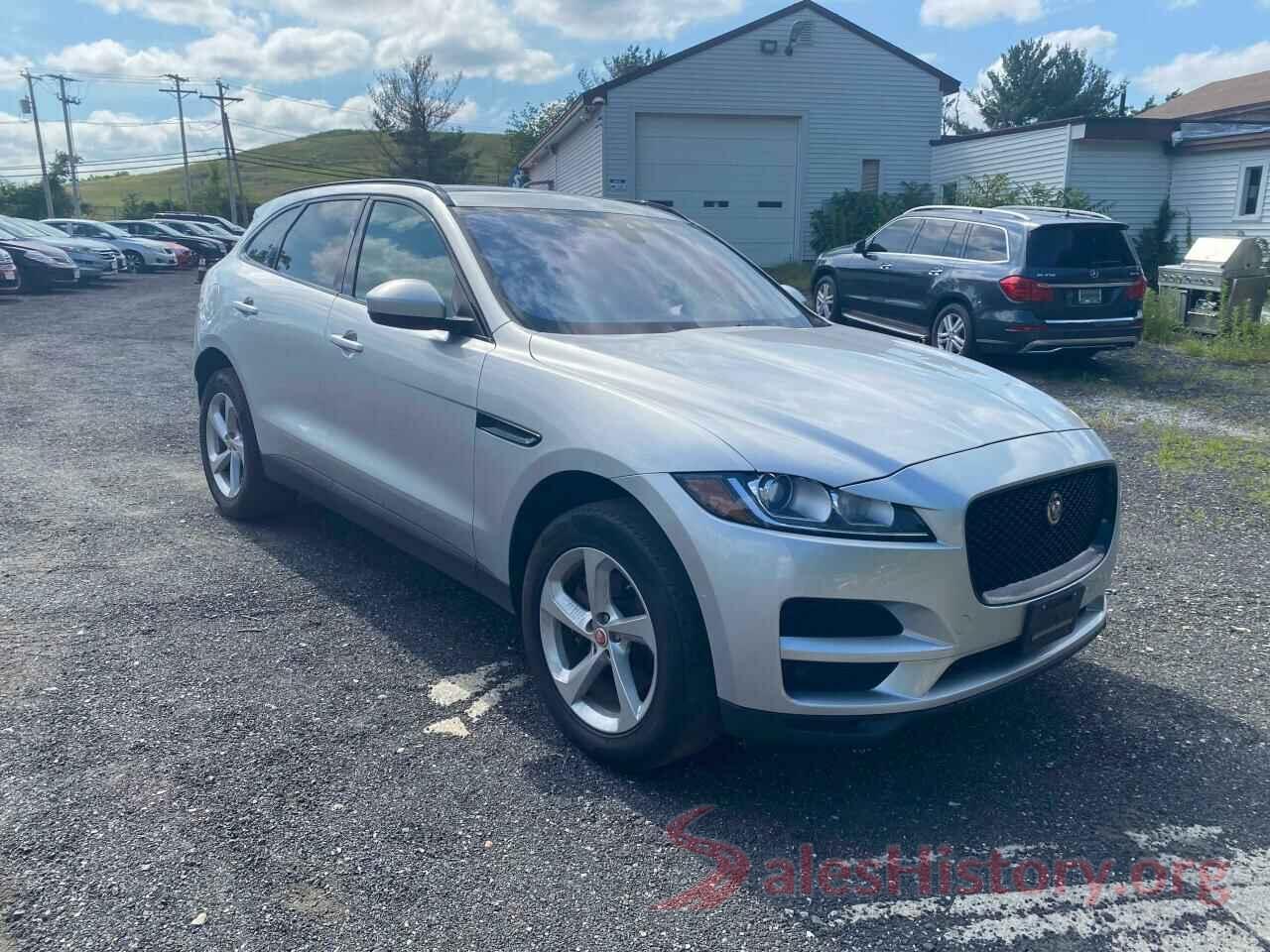 SADCJ2BV9HA068791 2017 JAGUAR F-PACE