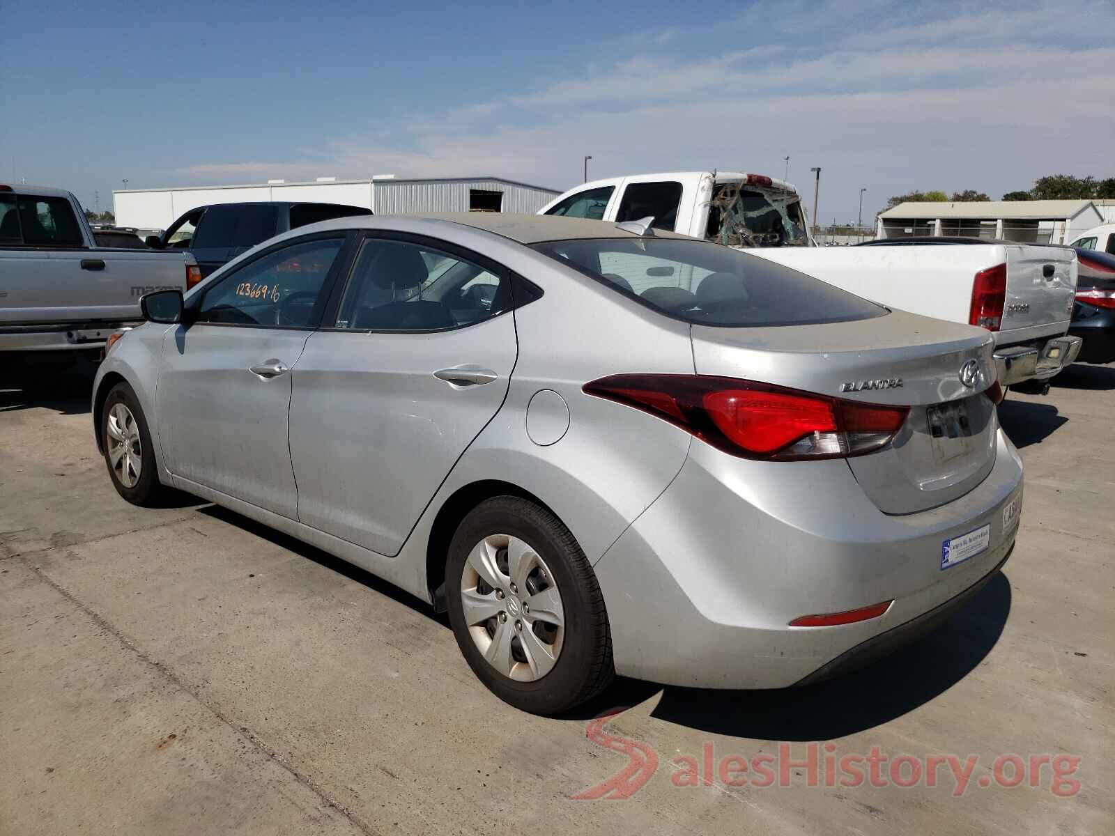 5NPDH4AE1GH699678 2016 HYUNDAI ELANTRA