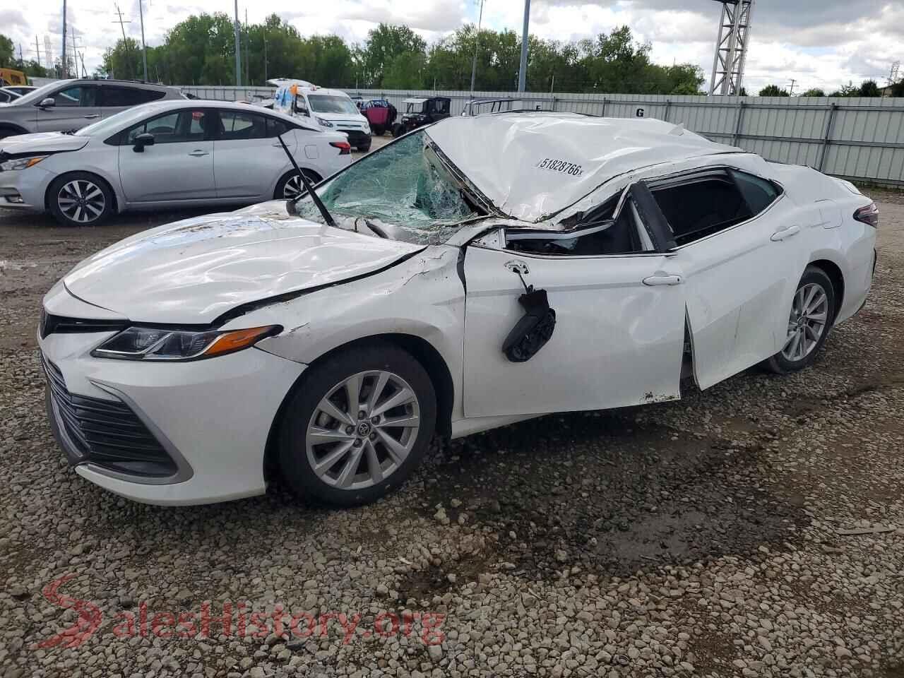 4T1C11BKXPU092618 2023 TOYOTA CAMRY