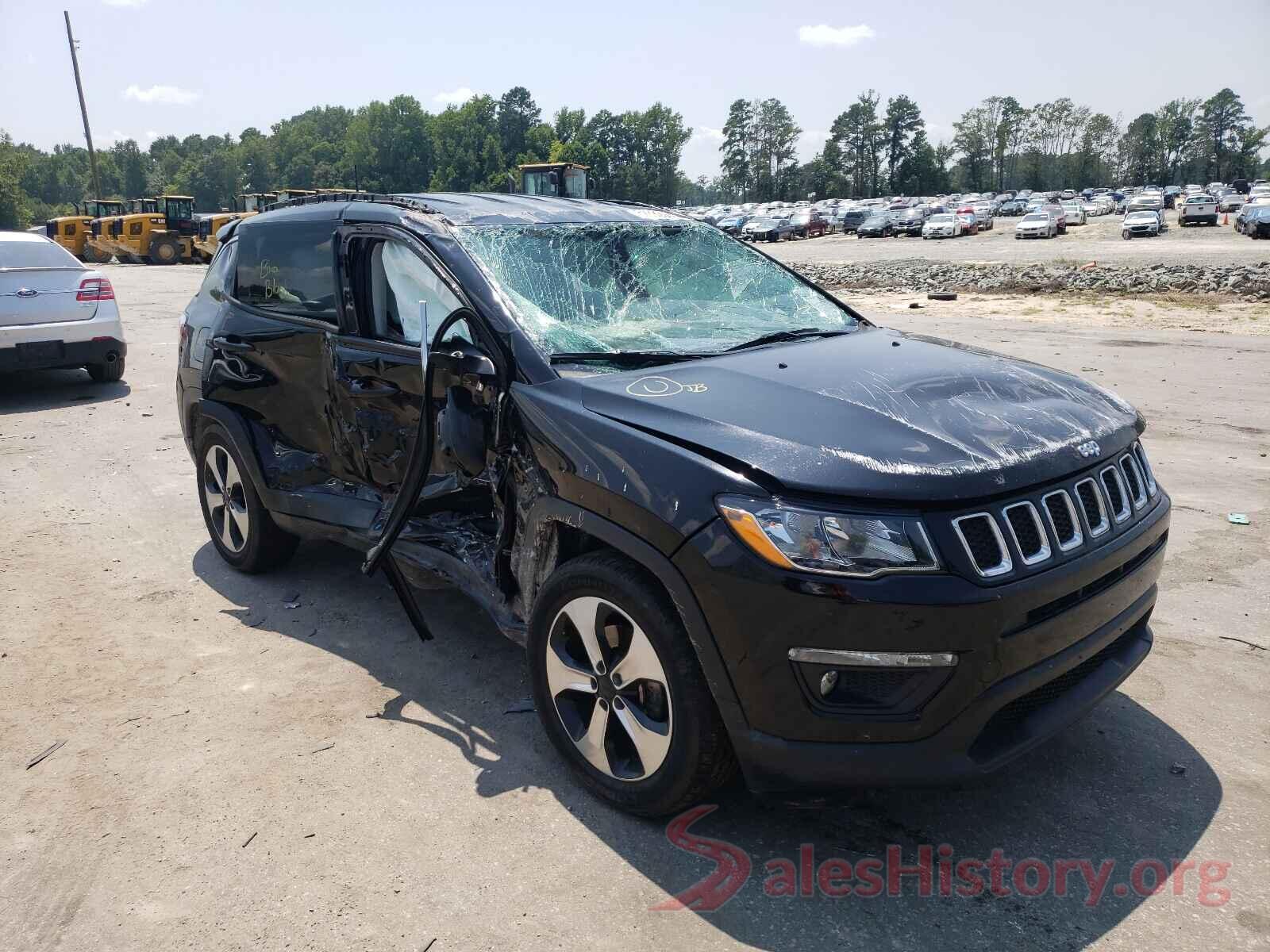 3C4NJCBBXJT235481 2018 JEEP COMPASS