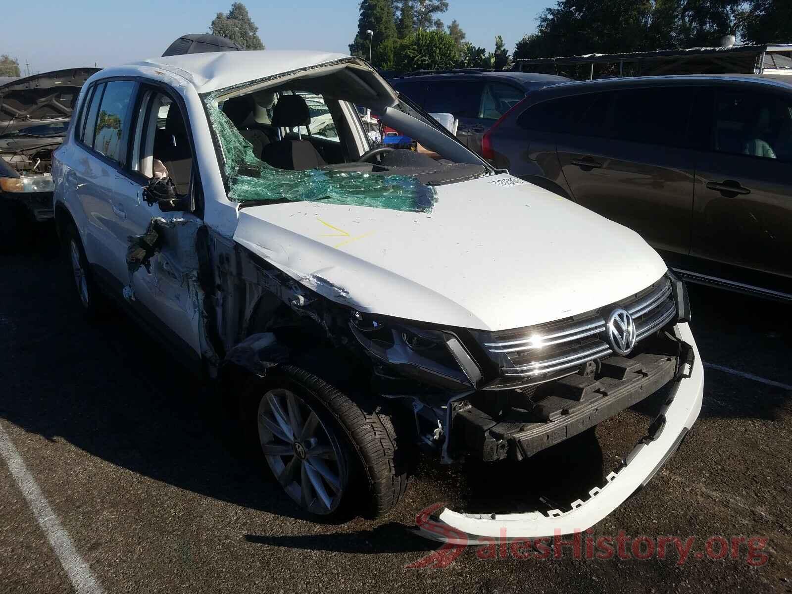 WVGAV7AX1HK053120 2017 VOLKSWAGEN TIGUAN