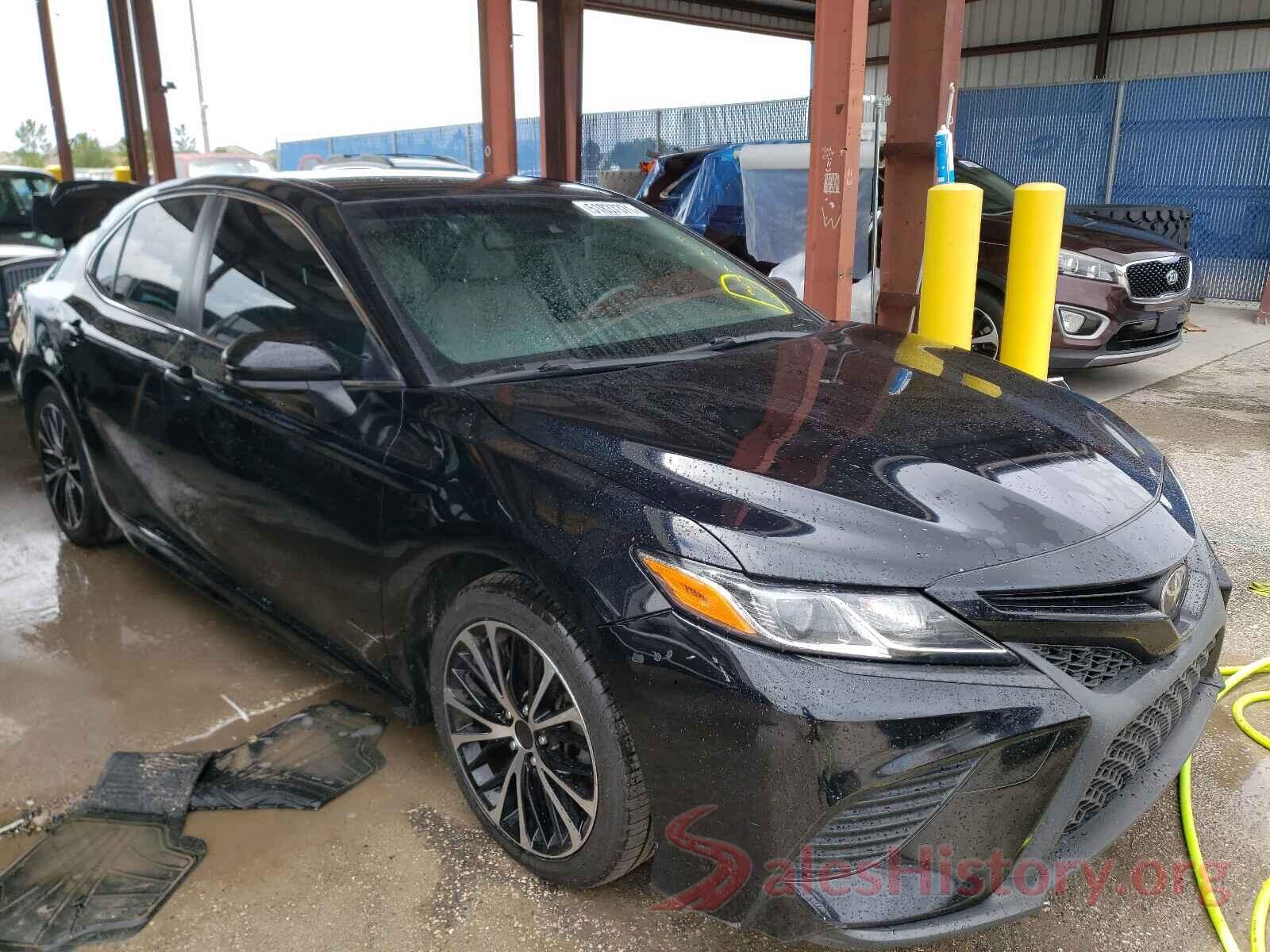 JTNB11HK8J3035057 2018 TOYOTA CAMRY