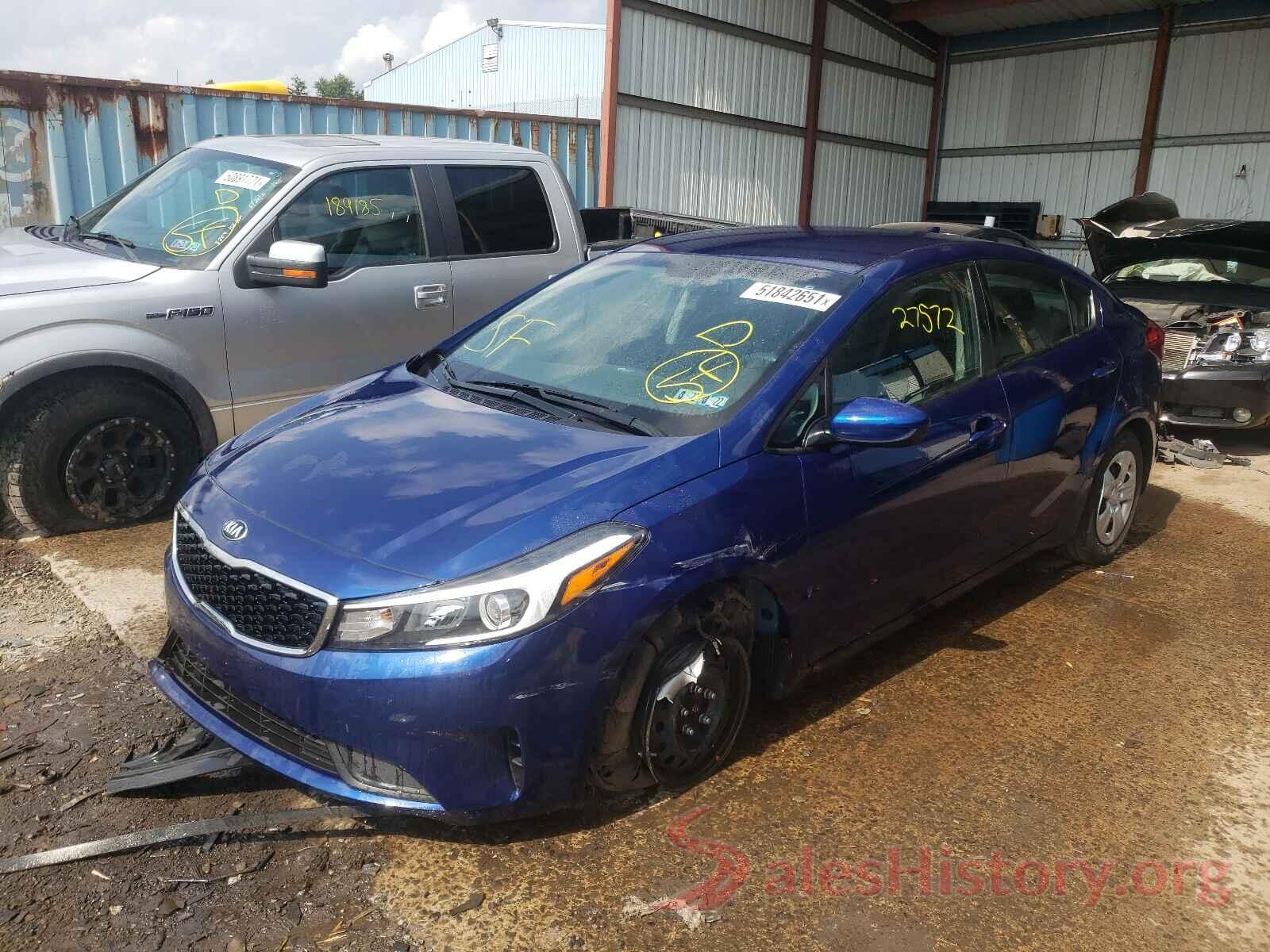 3KPFK4A79HE160565 2017 KIA FORTE