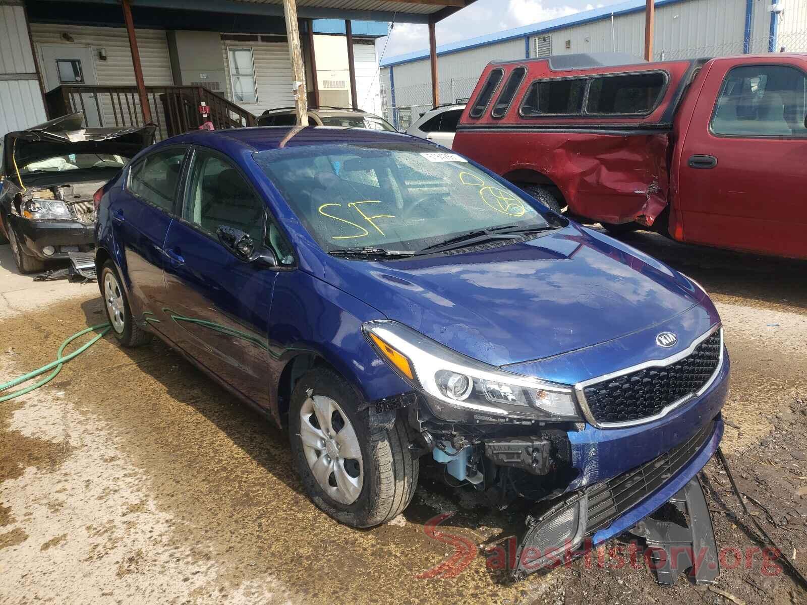 3KPFK4A79HE160565 2017 KIA FORTE