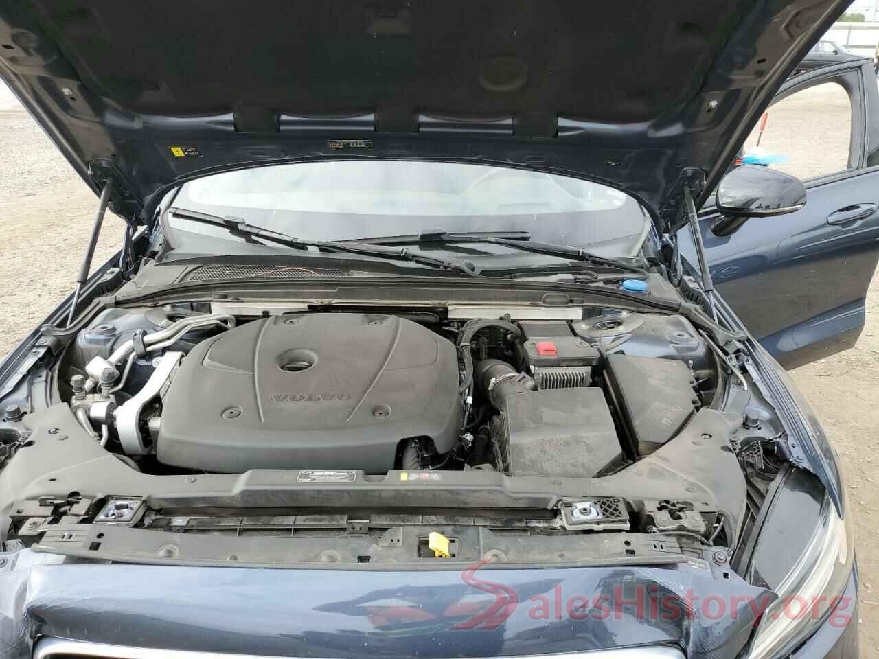 7JR102FM4LG033090 2020 VOLVO S60