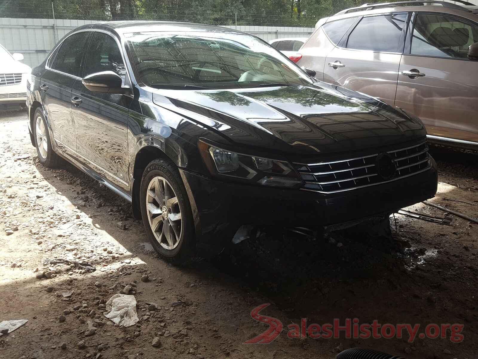 1VWAT7A3XHC010071 2017 VOLKSWAGEN PASSAT