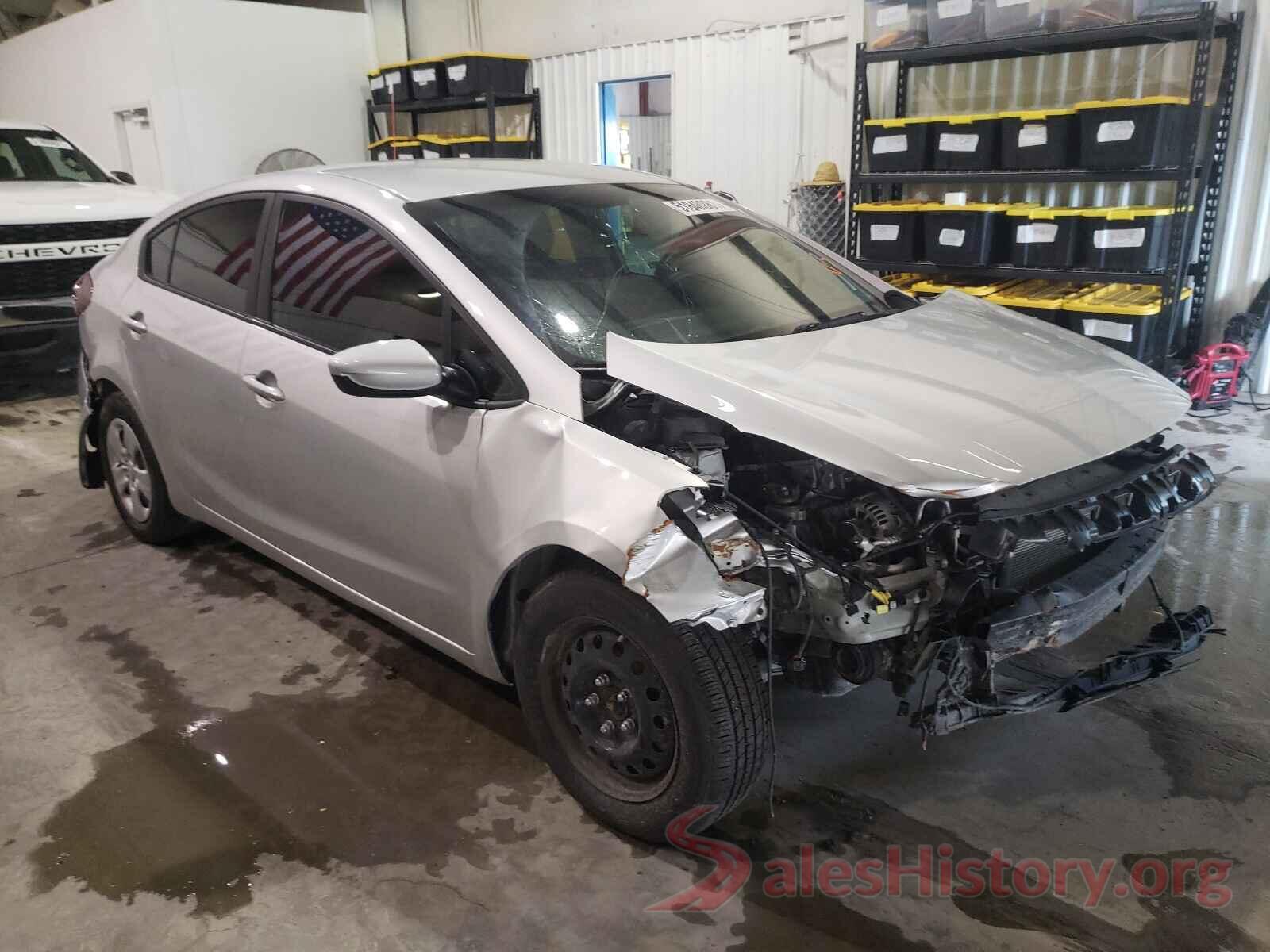 3KPFK4A78JE249470 2018 KIA FORTE