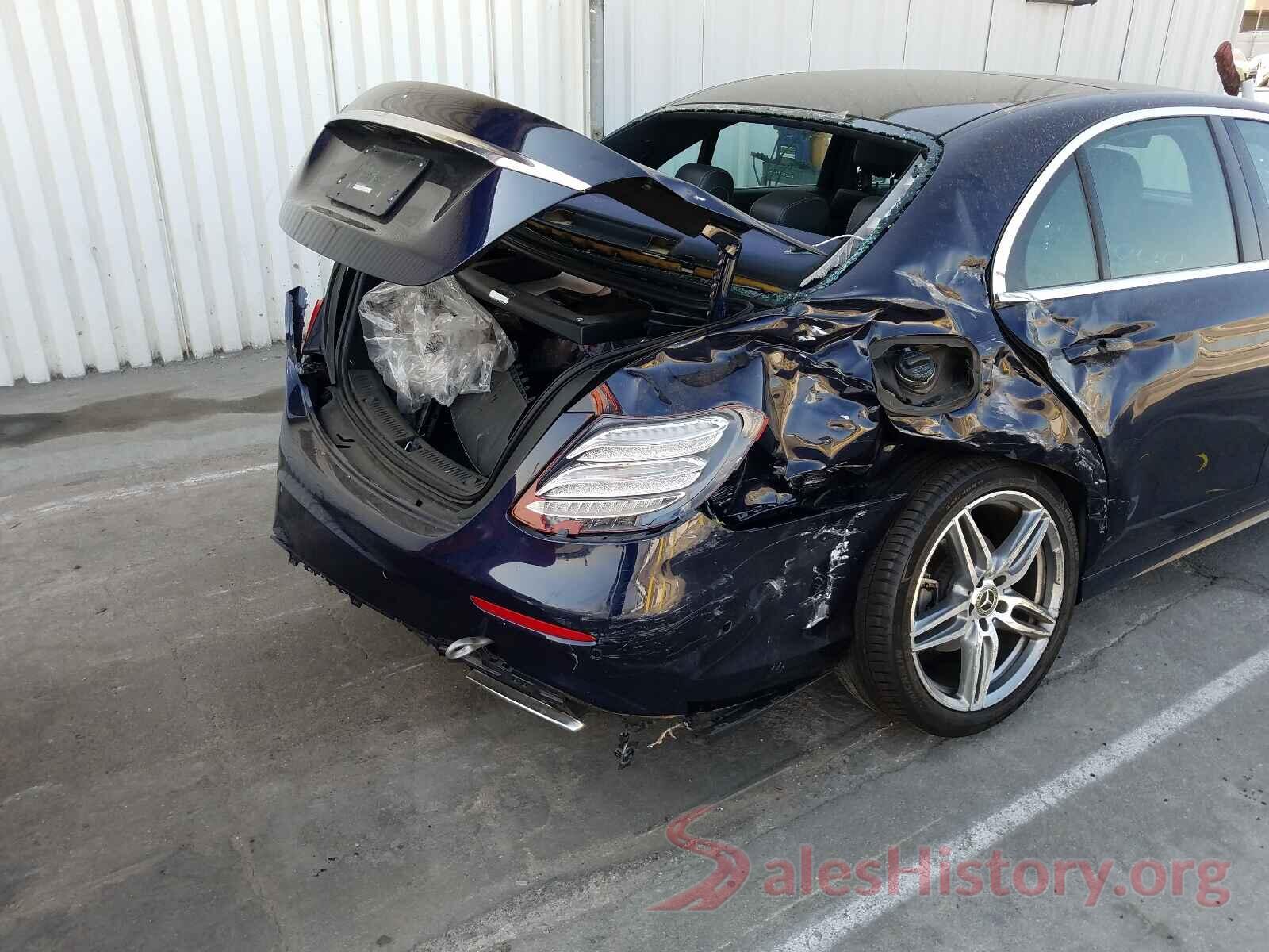 WDDZF4JB9JA453564 2018 MERCEDES-BENZ E-CLASS