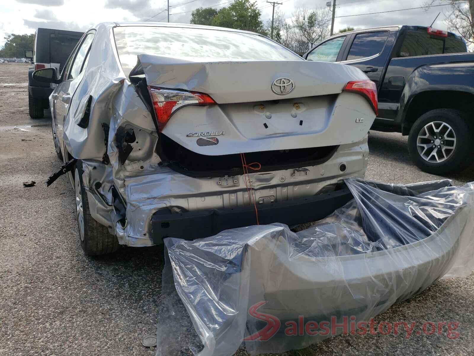 2T1BURHE5JC037358 2018 TOYOTA COROLLA