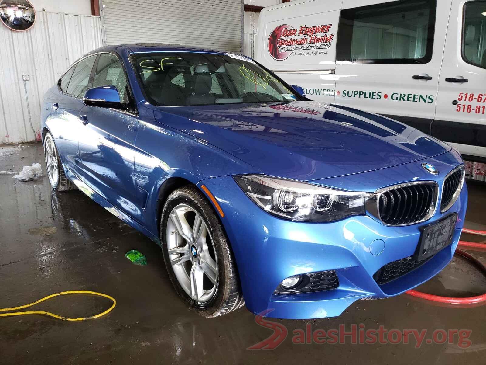 WBA8Z9C56JG827916 2018 BMW 3 SERIES