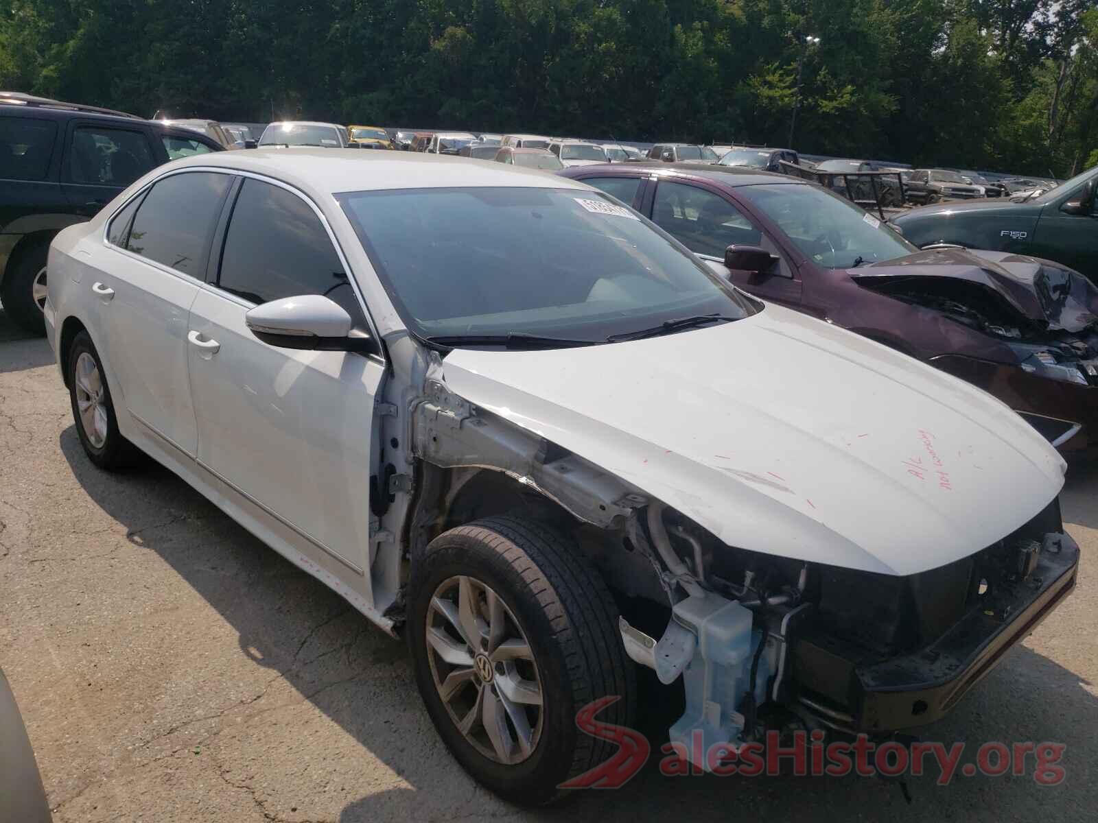 1VWAT7A36HC033086 2017 VOLKSWAGEN PASSAT