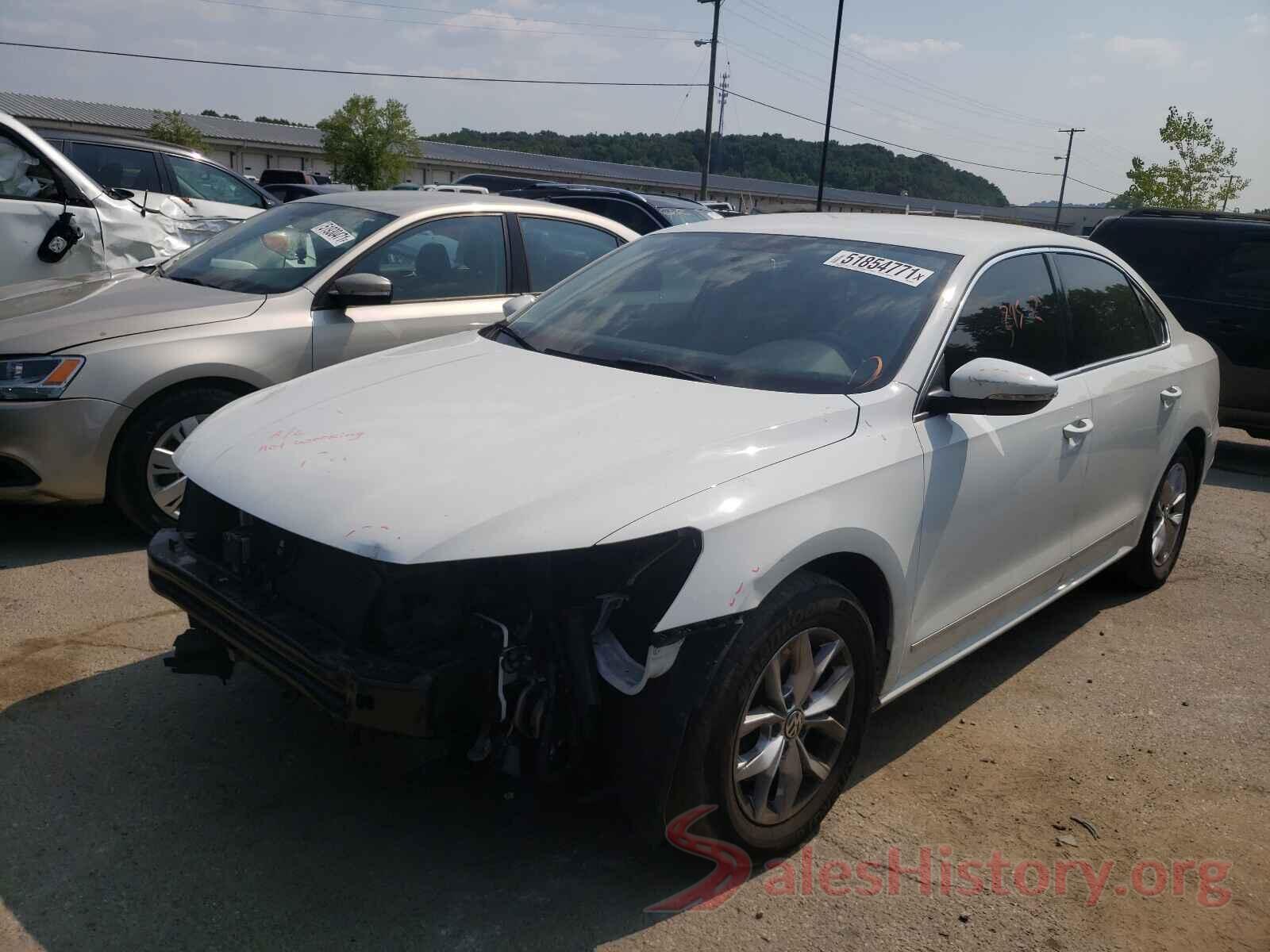 1VWAT7A36HC033086 2017 VOLKSWAGEN PASSAT