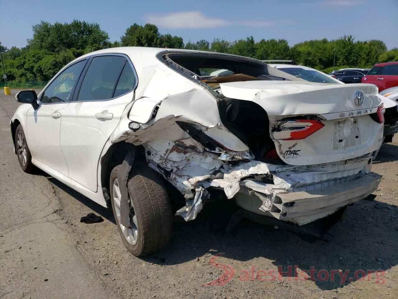 JTNB11HK3J3010308 2018 TOYOTA CAMRY